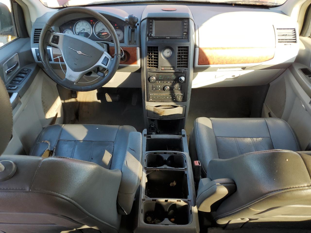 2008 Chrysler Town & Country Touring VIN: 2A8HR54P08R124972 Lot: 90713205