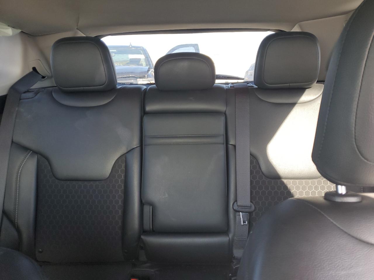 2019 Jeep Compass Latitude VIN: 3C4NJCBB1KT852253 Lot: 92071345