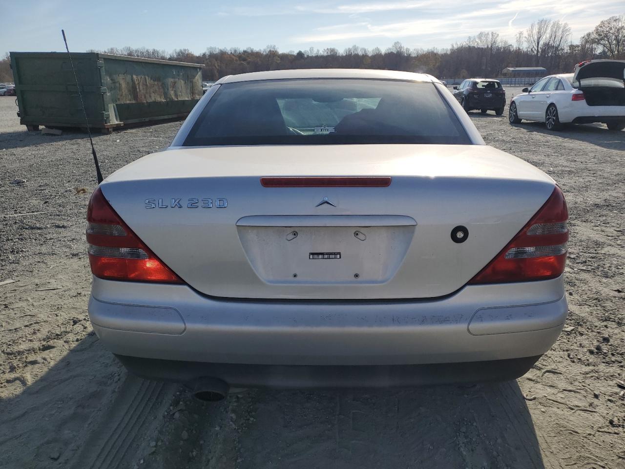 1998 Mercedes-Benz Slk 230 Kompressor VIN: WDBKK47F1WF061219 Lot: 91655165