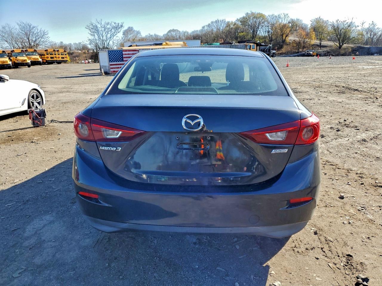 2018 Mazda 3 Sport VIN: 3MZBN1U71JM216359 Lot: 93832975
