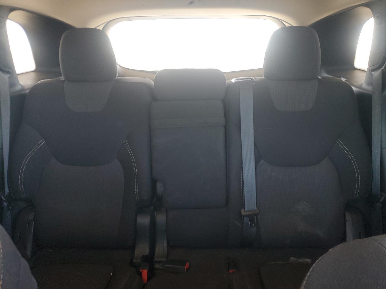 2017 Jeep Cherokee Latitude VIN: 1C4PJLCS6HW573195 Lot: 92928365