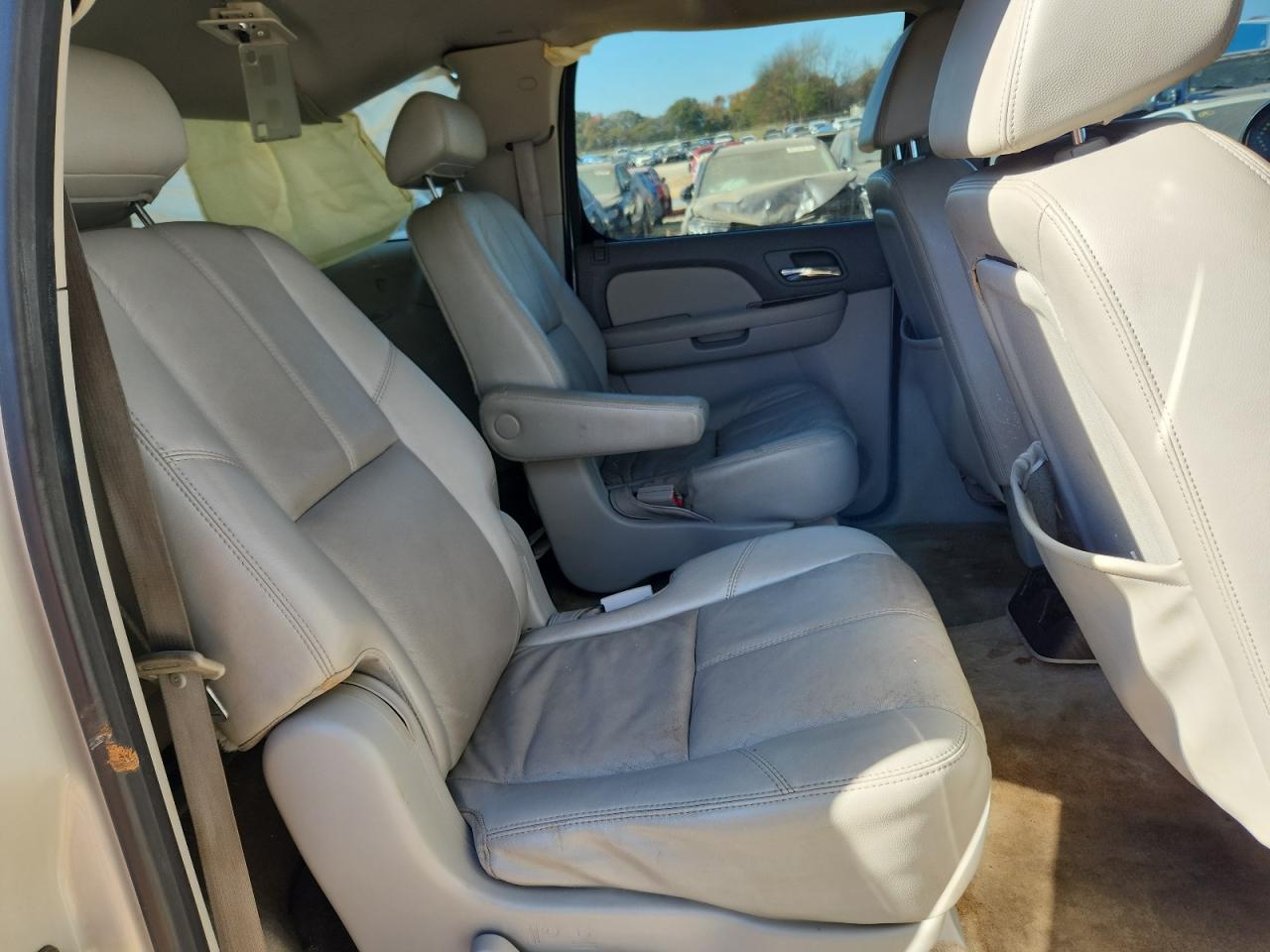 2008 GMC Yukon Xl C1500 VIN: 1GKFC16J98R203195 Lot: 92312475