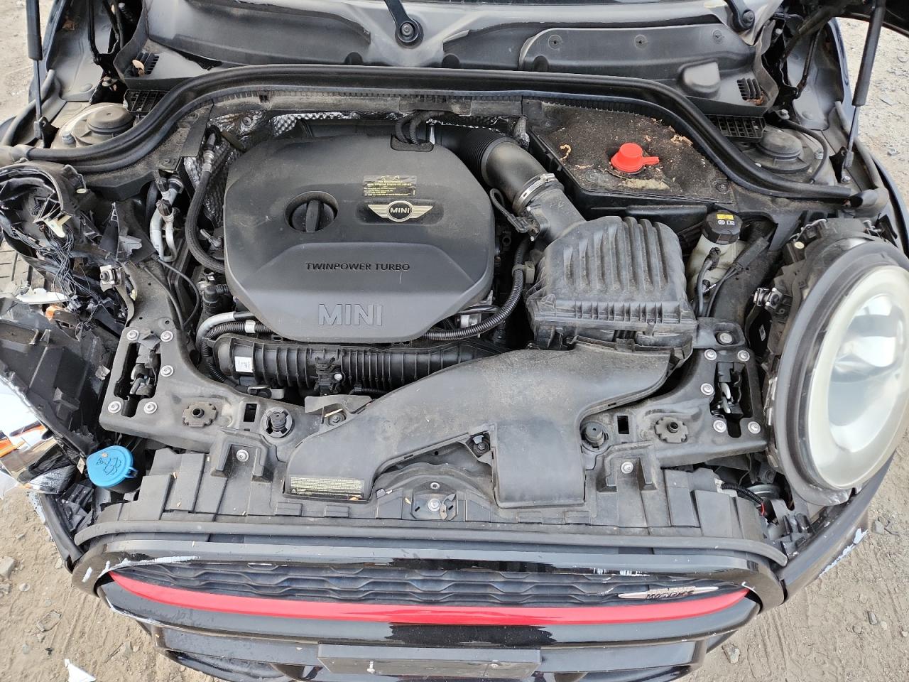 2016 Mini Cooper John Cooper Works VIN: WMWXM9C55GT997405 Lot: 92175415