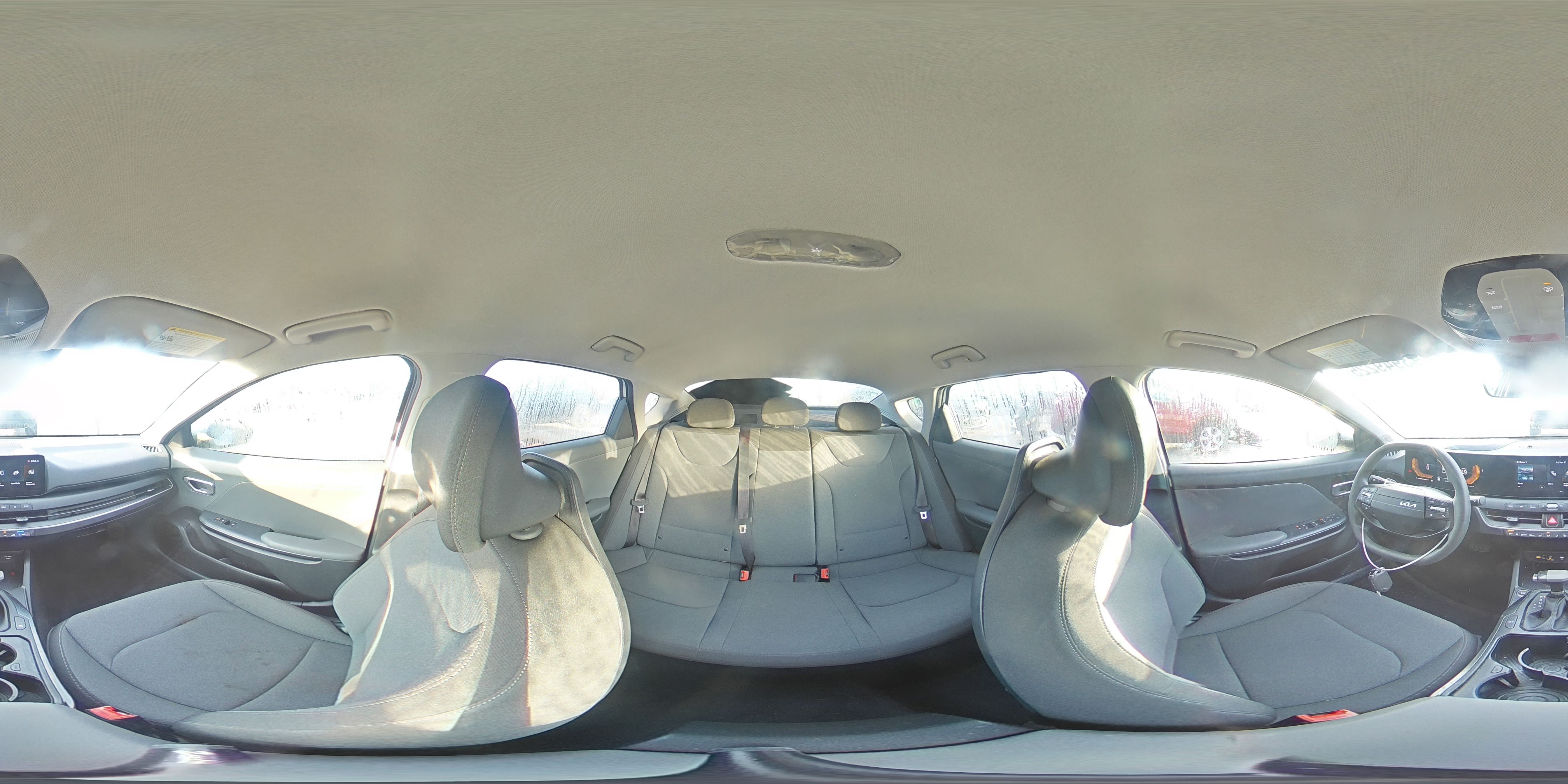 2025 Kia K4 Lx VIN: 3KPFT4DE9SE087924 Lot: 93949225