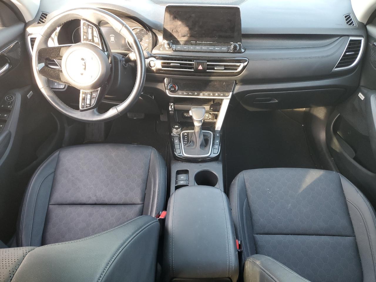 2021 Kia Seltos Sx VIN: KNDETCA26M7221226 Lot: 91296625