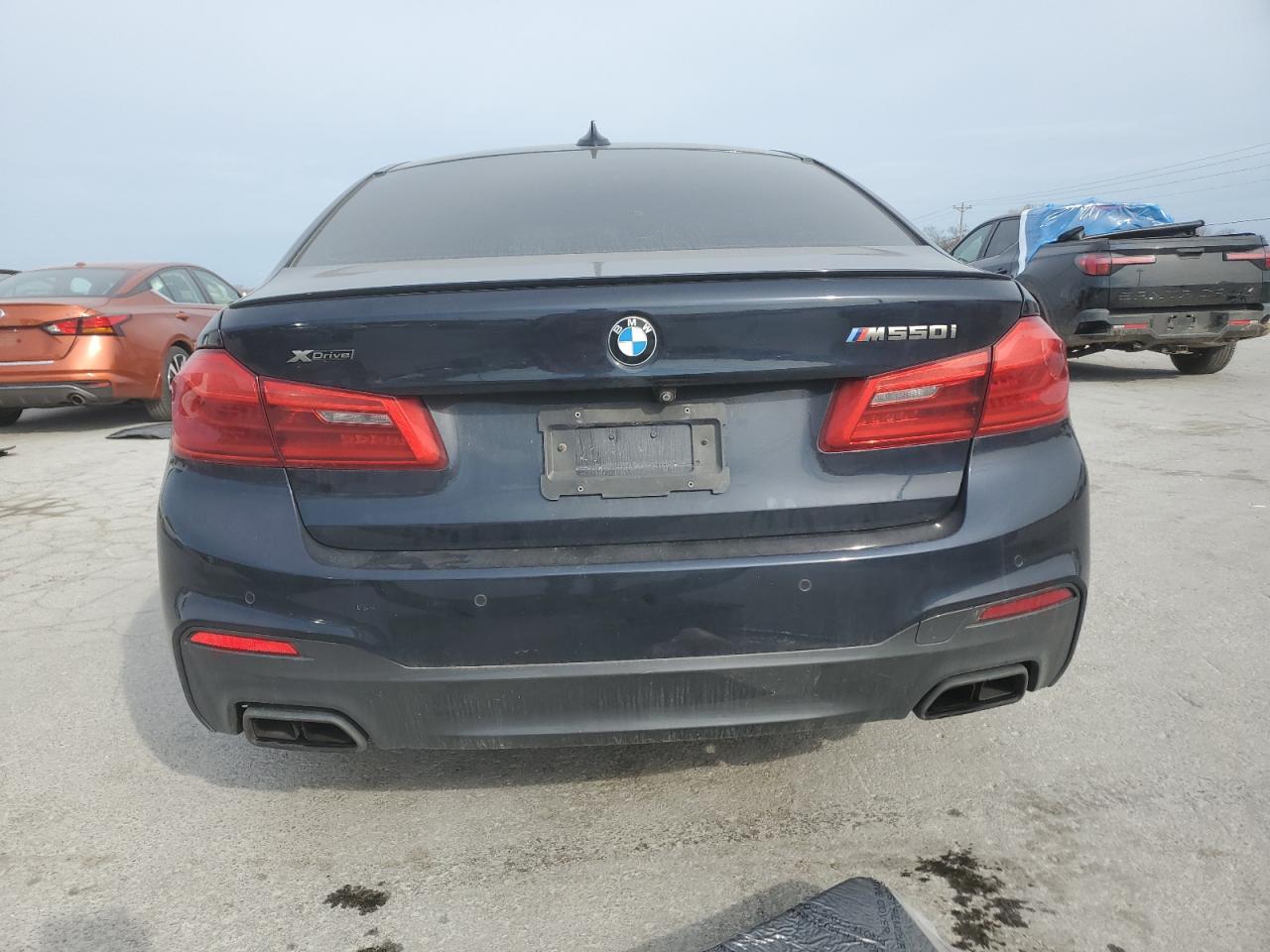 2018 BMW M550Xi VIN: WBAJB9C50JG463806 Lot: 92301555
