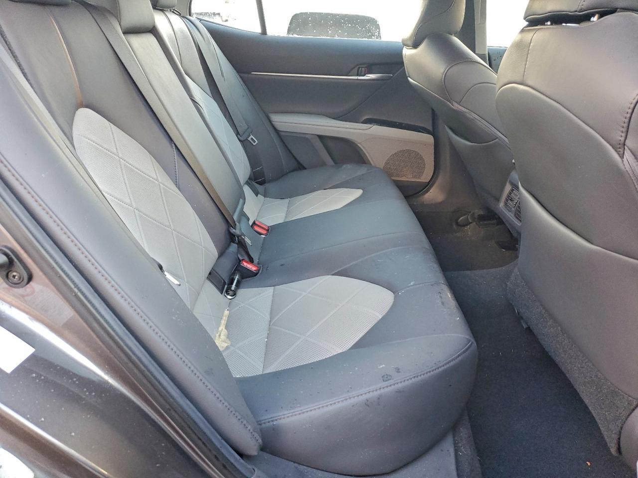 2019 Toyota Camry L VIN: 4T1B11HKXKU719443 Lot: 94696725