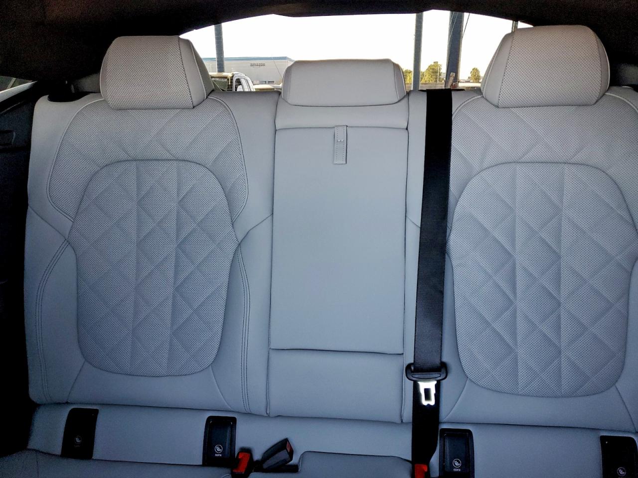 5UX33EX00T9235858 2026 BMW X6 xDrive40I