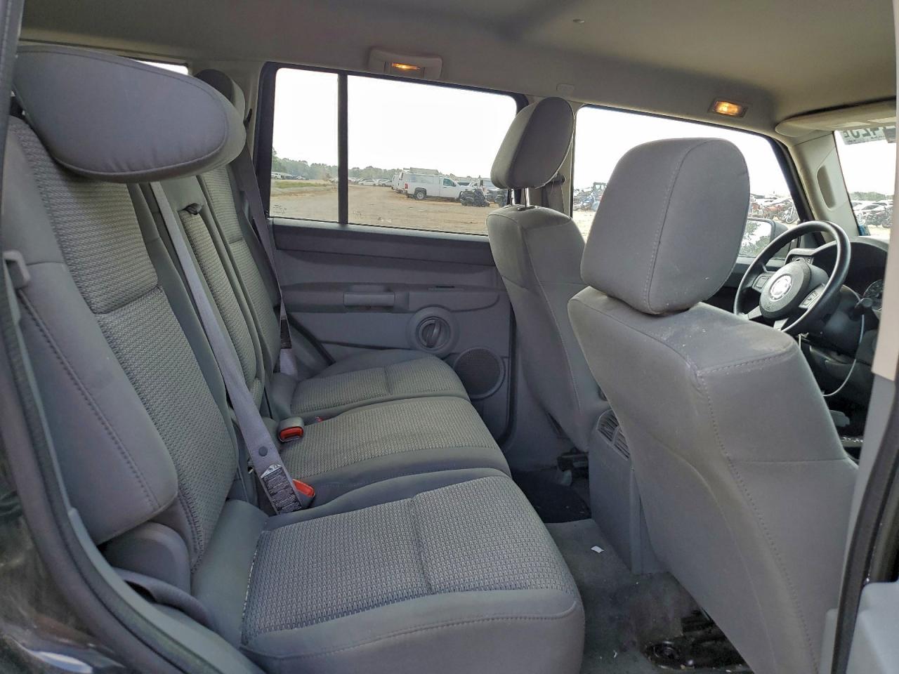 2007 Jeep Commander VIN: 1J8HG48K77C686082 Lot: 93327425