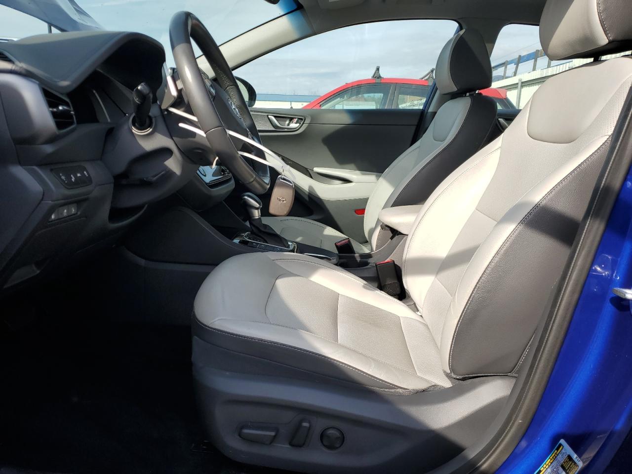 2021 Hyundai Ioniq Limited VIN: KMHCX5LD1MU260423 Lot: 92108995