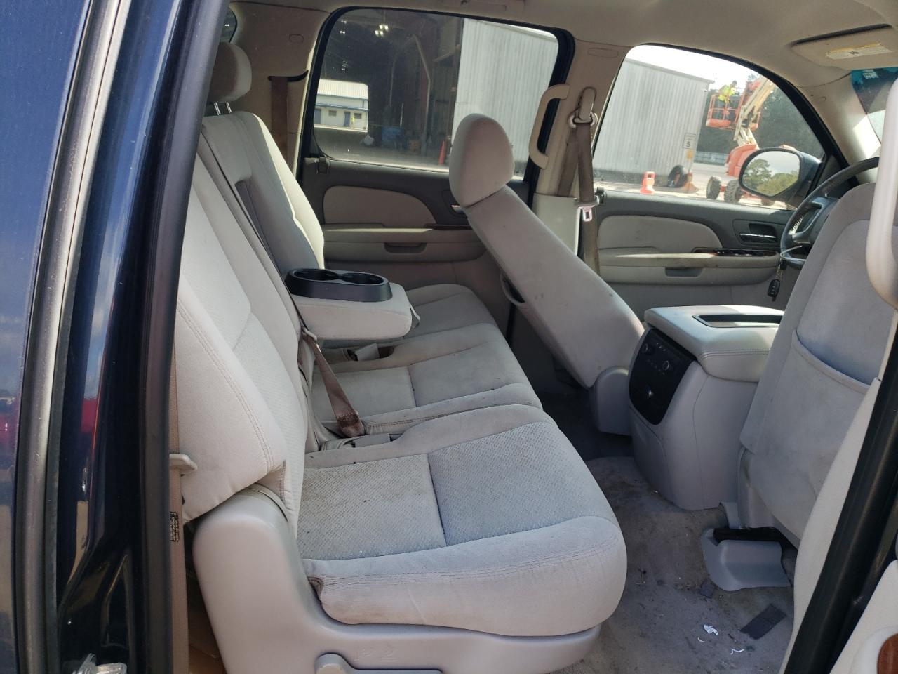 2007 GMC Yukon Xl C1500 VIN: 1GKFC16J77J194770 Lot: 93774675