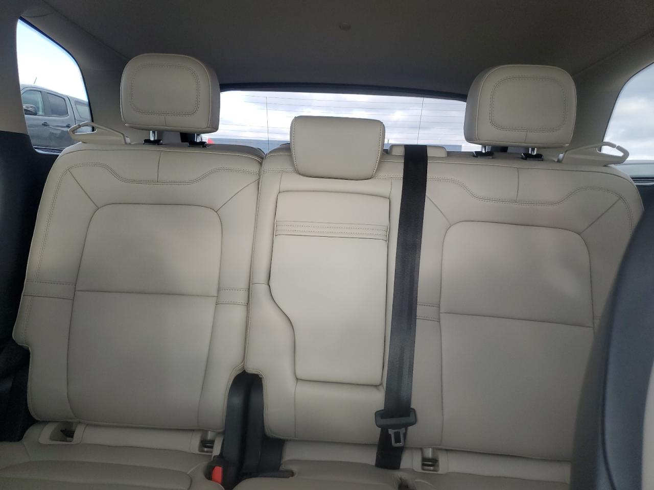 2025 Lincoln Corsair Premiere VIN: 5LMCJ1DA5SUL21748 Lot: 92332655