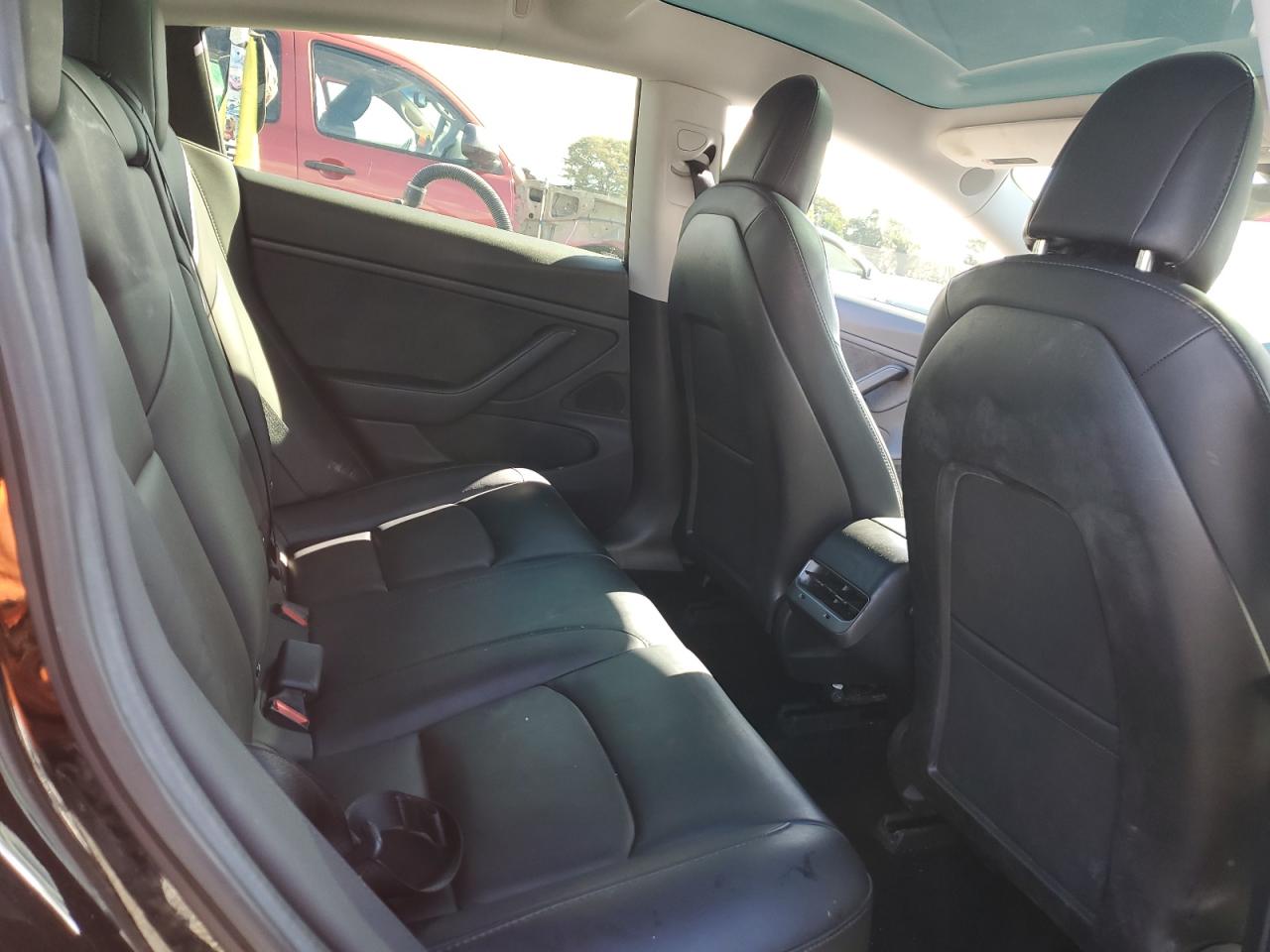 2018 Tesla Model 3 VIN: 5YJ3E1EA4JF172301 Lot: 93027975