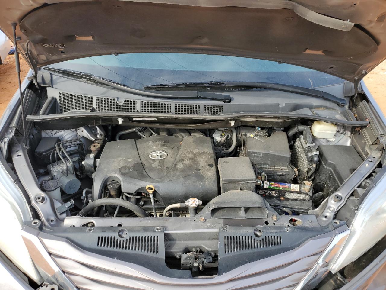 2017 Toyota Sienna Le VIN: 5TDKZ3DC8HS885254 Lot: 92038915