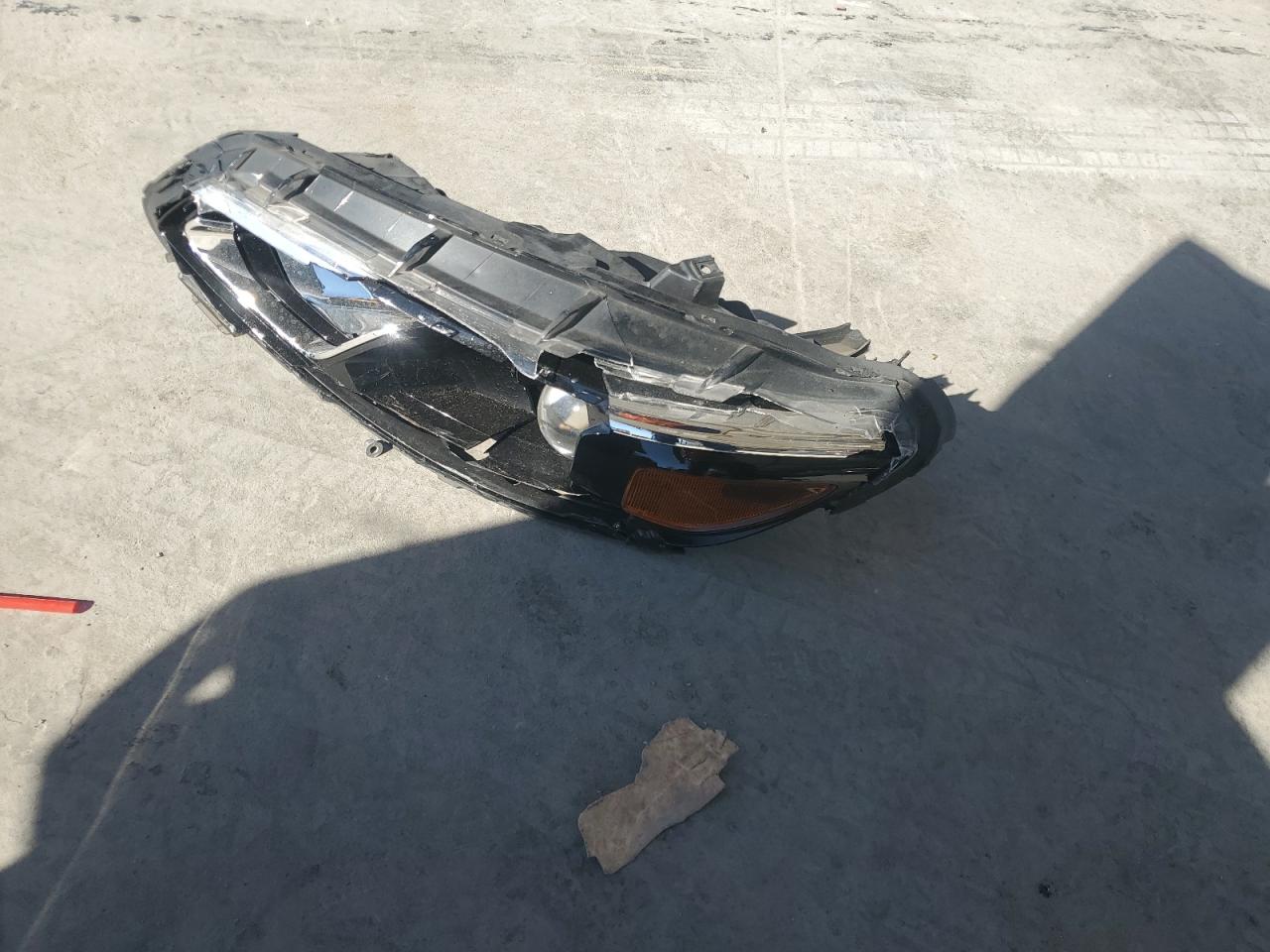 2018 Chevrolet Malibu Lt VIN: 1G1ZD5ST9JF277799 Lot: 92669065