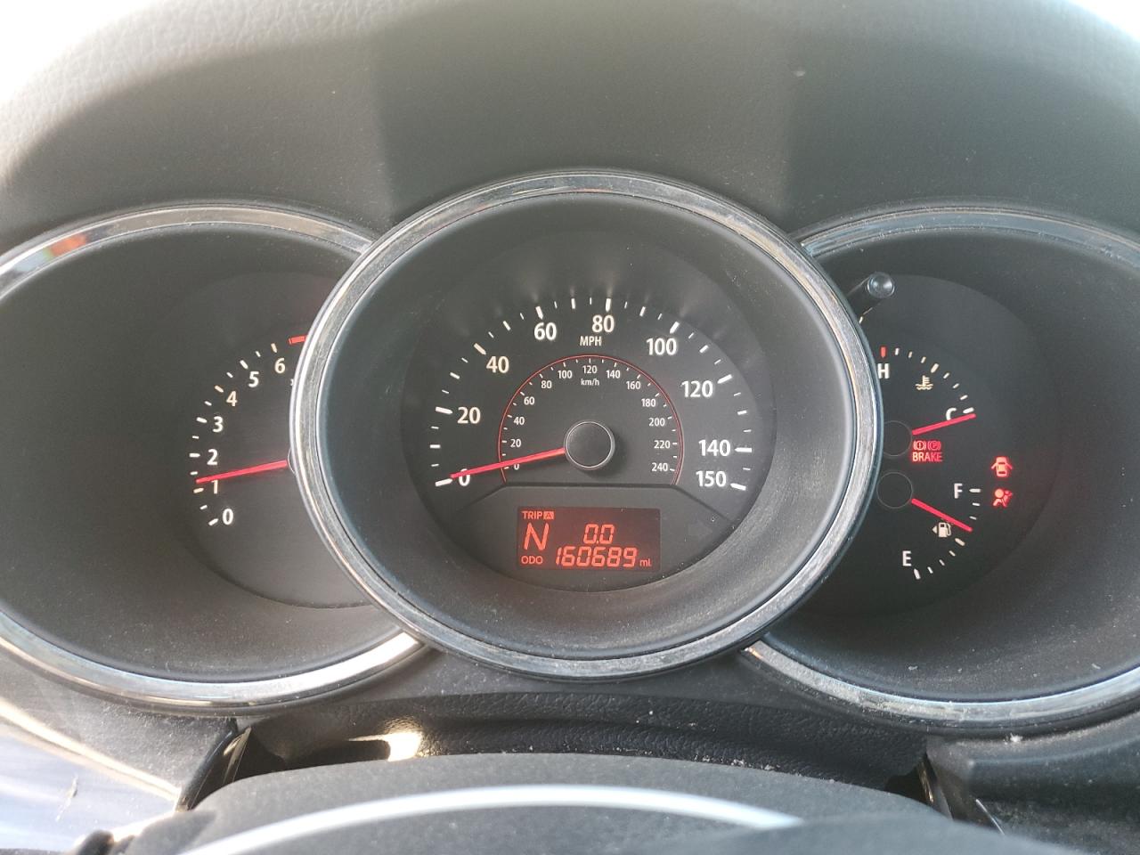 2011 Kia Sorento Base VIN: 5XYKTCA13BG174084 Lot: 90009635