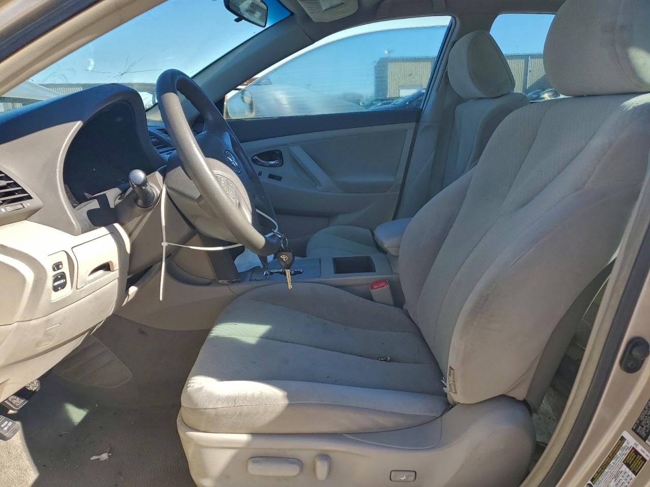 2008 Toyota Camry Ce VIN: 4T1BE46K98U747719 Lot: 93950445