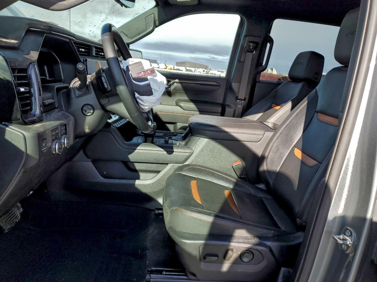 2023 GMC Sierra K1500 At4 VIN: 3GTUUEEL3PG255740 Lot: 94712575