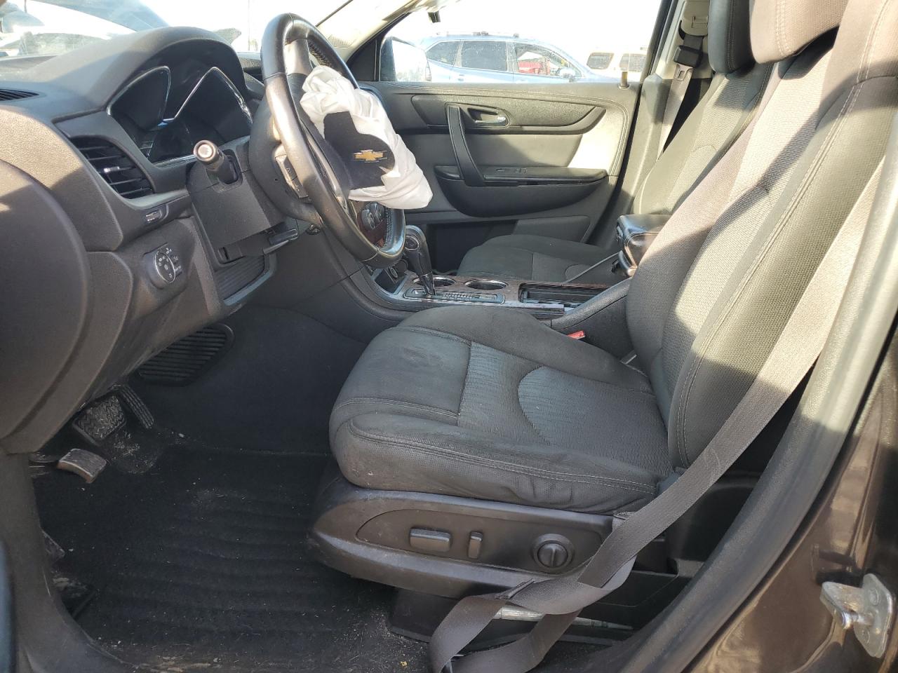 2013 Chevrolet Traverse Lt VIN: 1GNKRGKDXDJ266995 Lot: 92506965