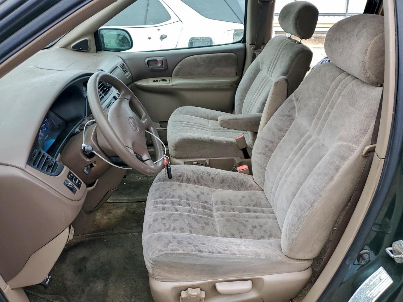 2001 Toyota Sienna Le VIN: 4T3ZF13C01U326976 Lot: 93653305