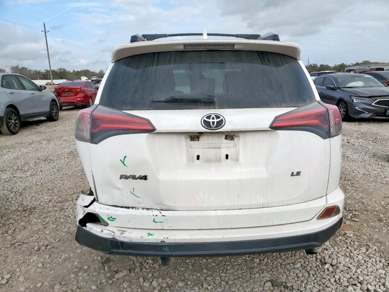 2017 Toyota Rav4 Le VIN: JTMZFREV2HJ122525 Lot: 91898375