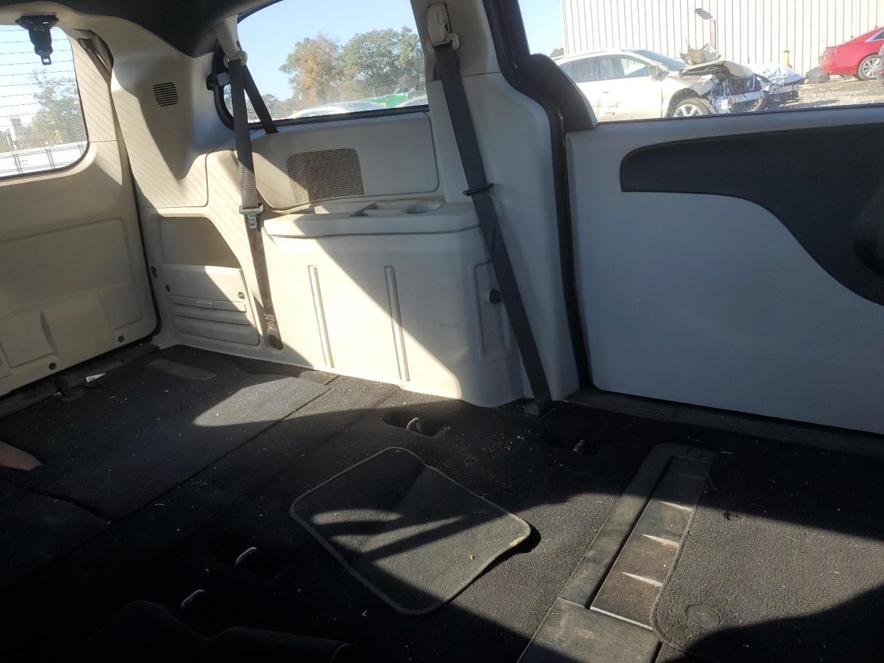 2018 Dodge Grand Caravan Sxt VIN: 2C4RDGCG0JR253551 Lot: 91485545