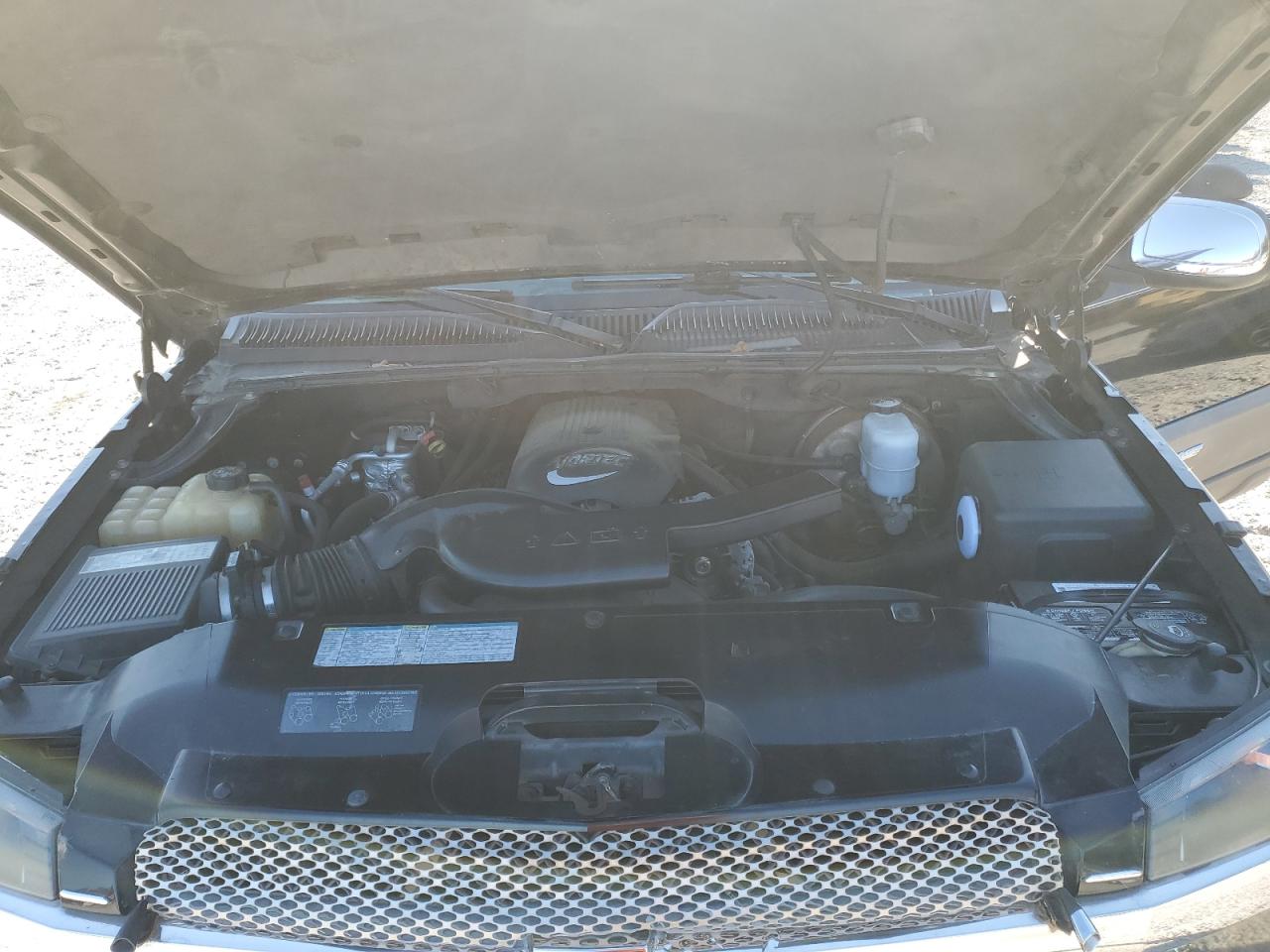 2002 Chevrolet Avalanche C1500 VIN: 3GNEC13T22G348607 Lot: 92399055