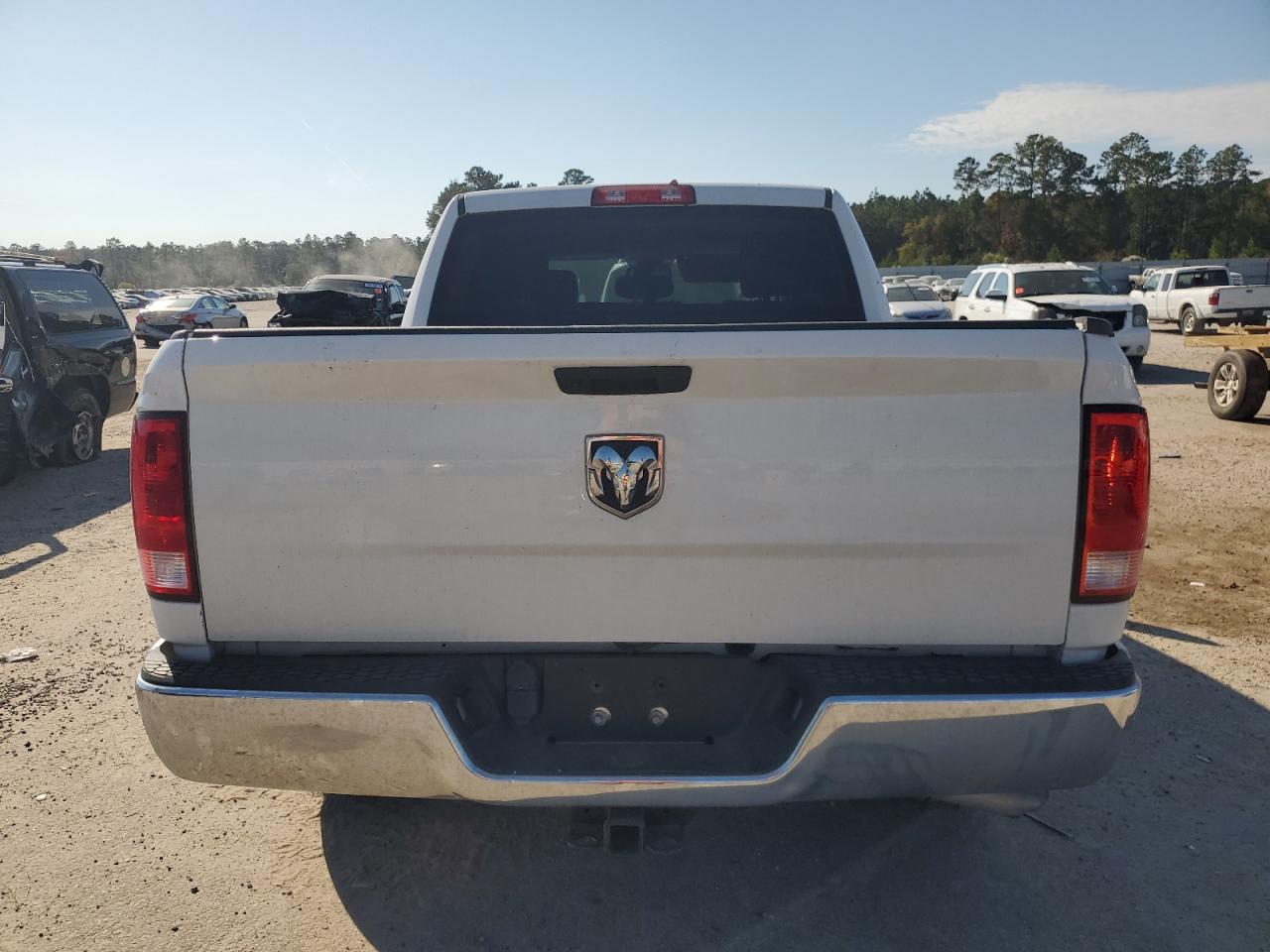 2019 Ram 1500 Classic Tradesman VIN: 1C6RR6KG2KS726886 Lot: 93297235