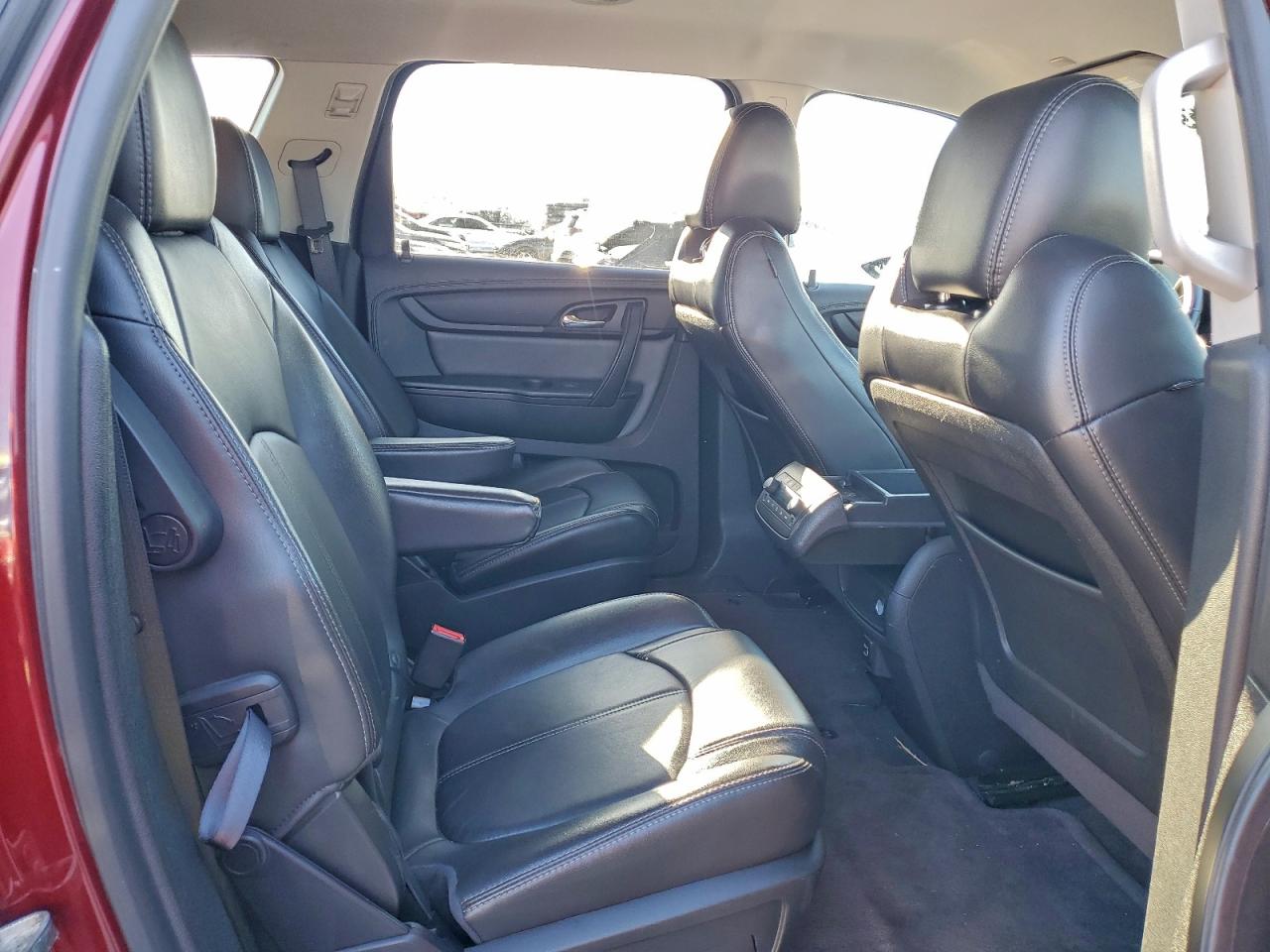 2017 Chevrolet Traverse Lt VIN: 1GNKRHKD5HJ334888 Lot: 94469755