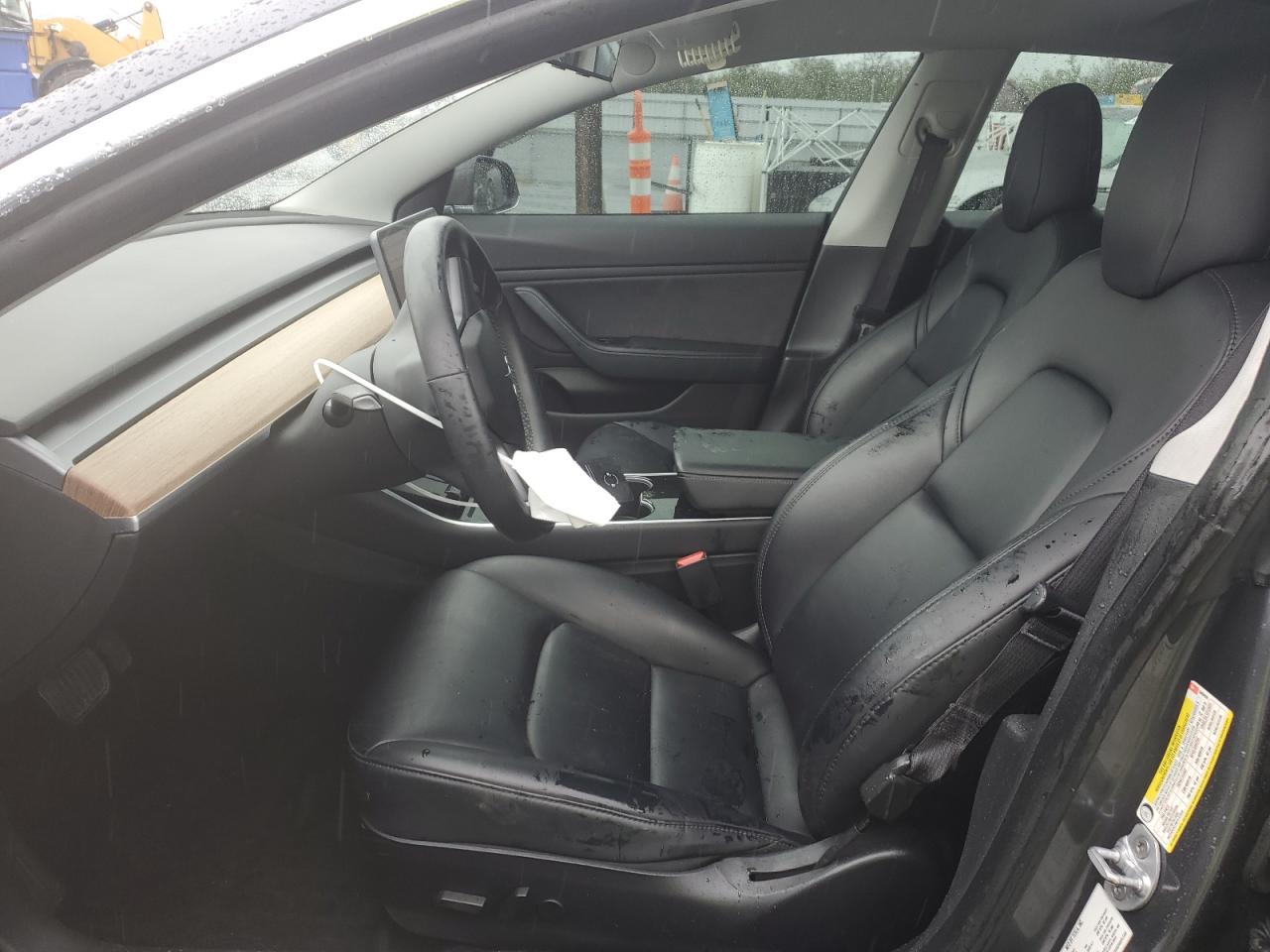 2019 Tesla Model 3 VIN: 5YJ3E1EA4KF300909 Lot: 92940655