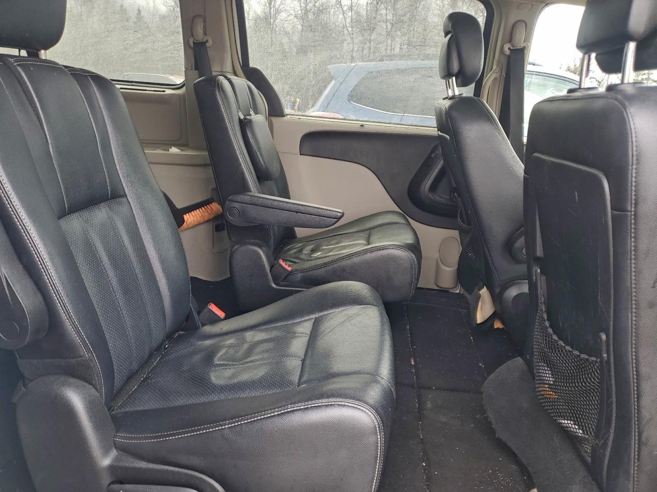 2015 Chrysler Town & Country Touring L VIN: 2C4RC1CG7FR503973 Lot: 93243665