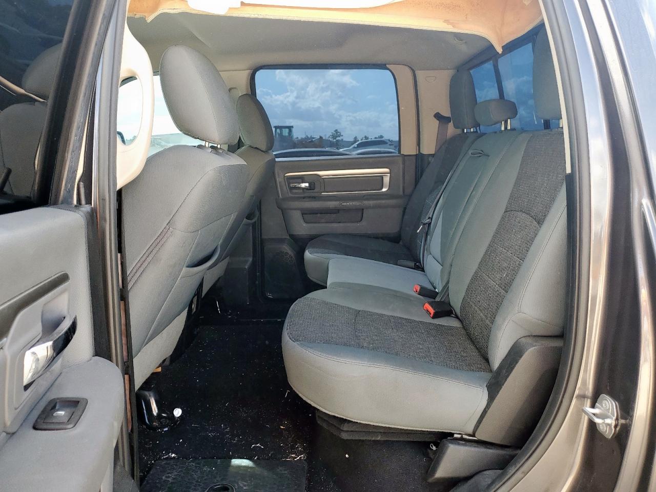 2019 Ram 1500 Classic Slt VIN: 1C6RR6LT8KS529667 Lot: 92722695