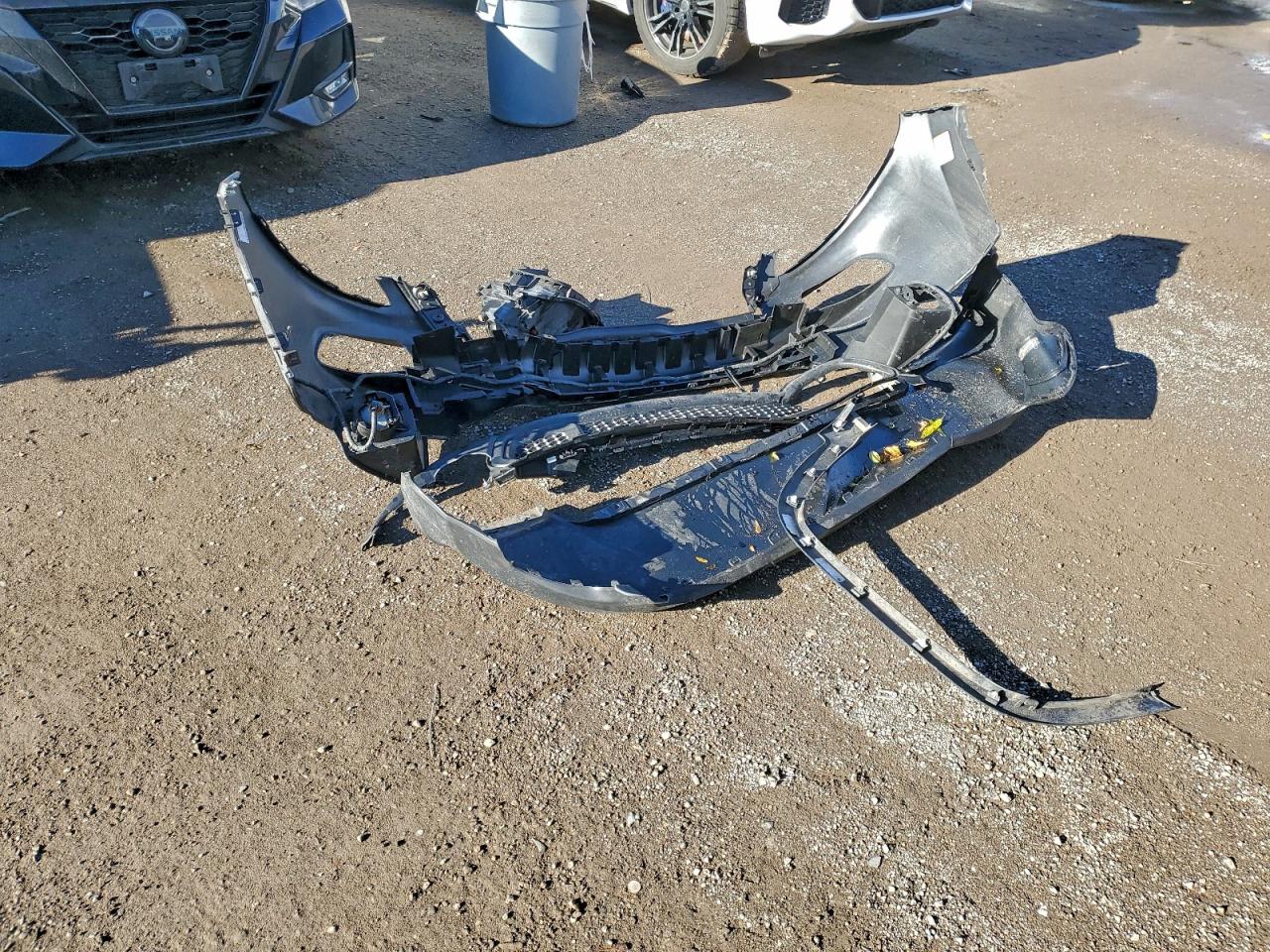 2016 Jeep Cherokee Latitude VIN: 1C4PJMCS3GW146884 Lot: 92787275