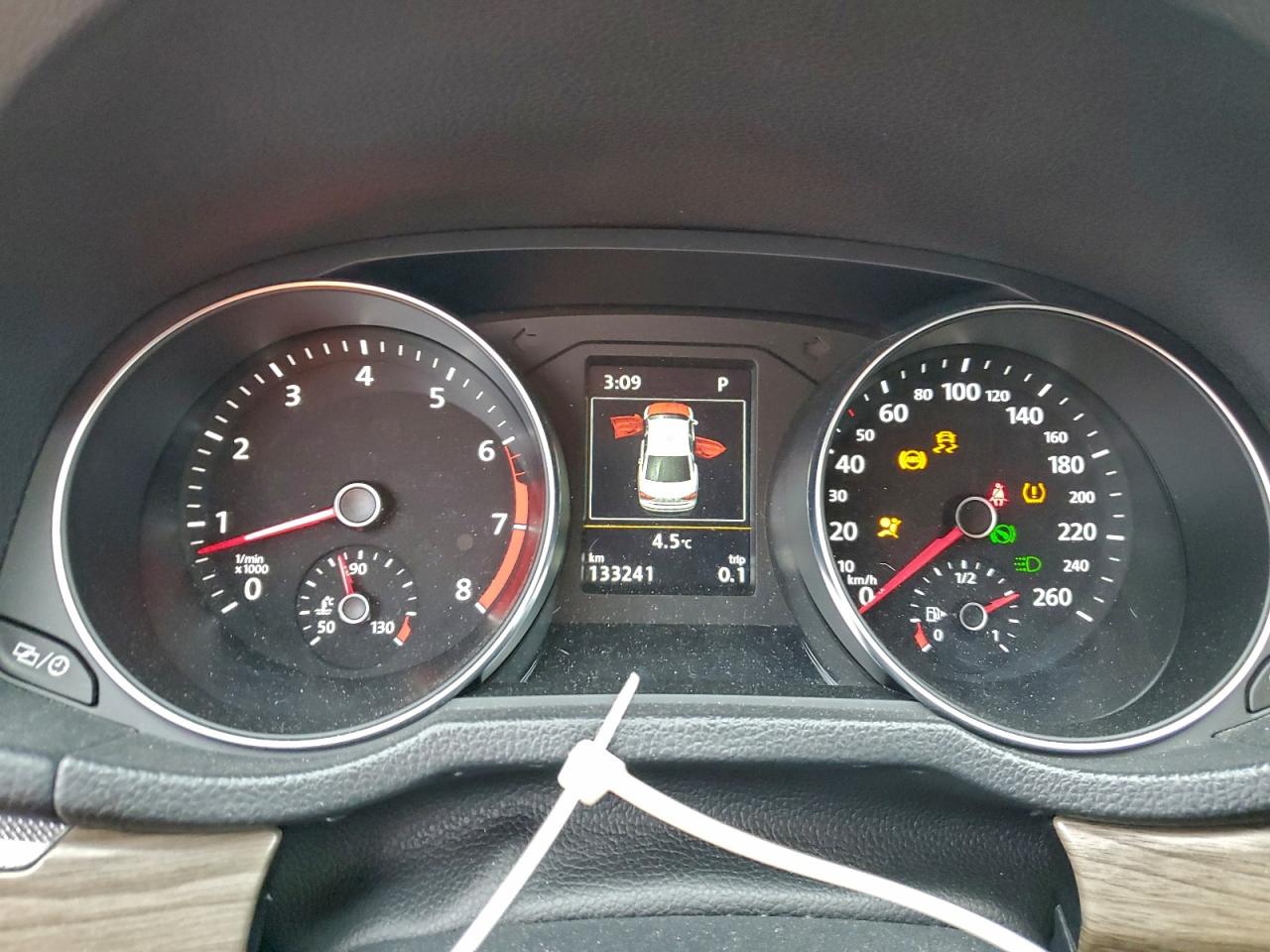 2018 Volkswagen Passat Sel Premium VIN: 1VWCA7A34JC020373 Lot: 92365445