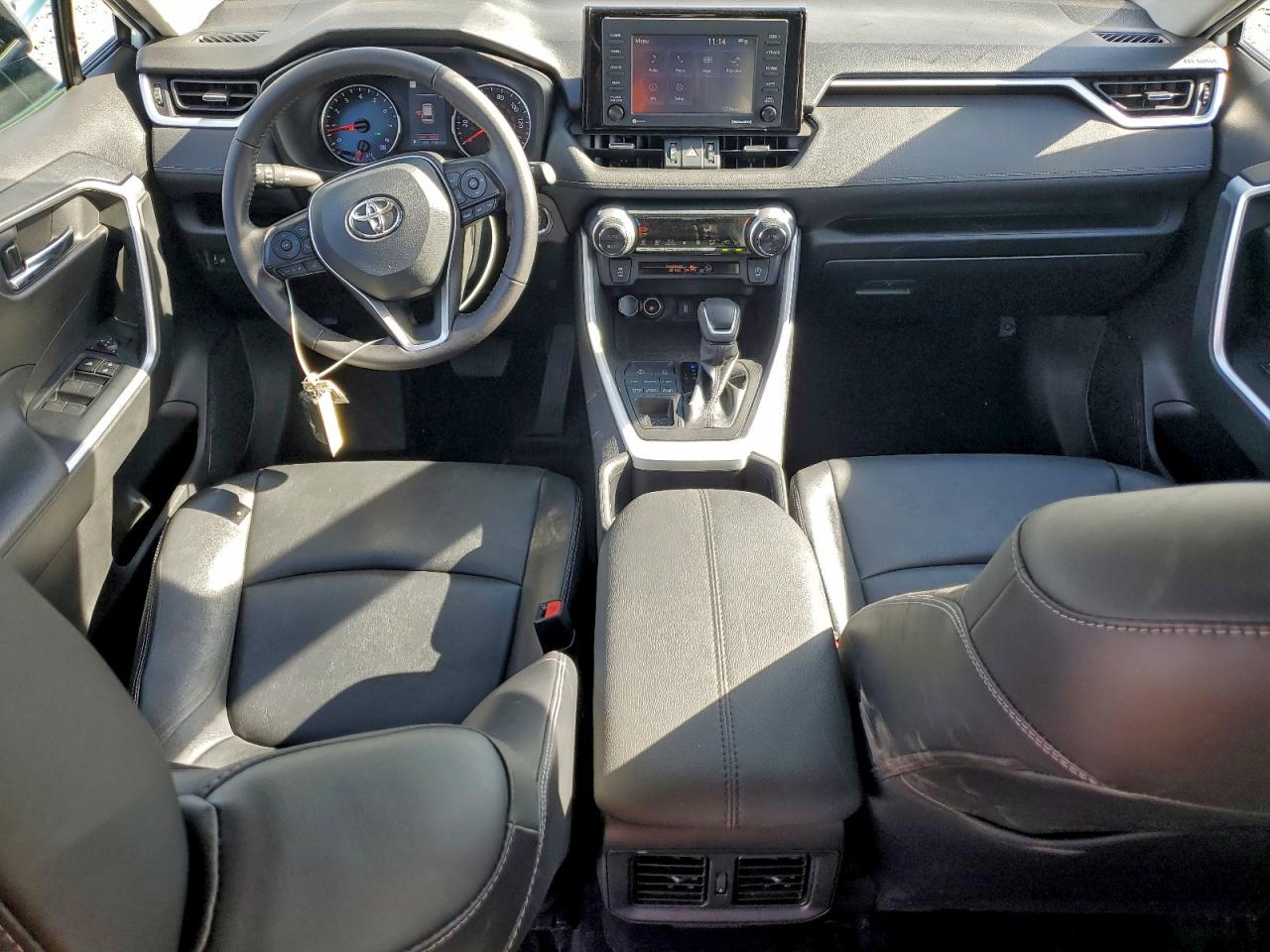 2022 Toyota Rav4 Xle Premium VIN: 2T3A1RFV0NW272625 Lot: 93963965