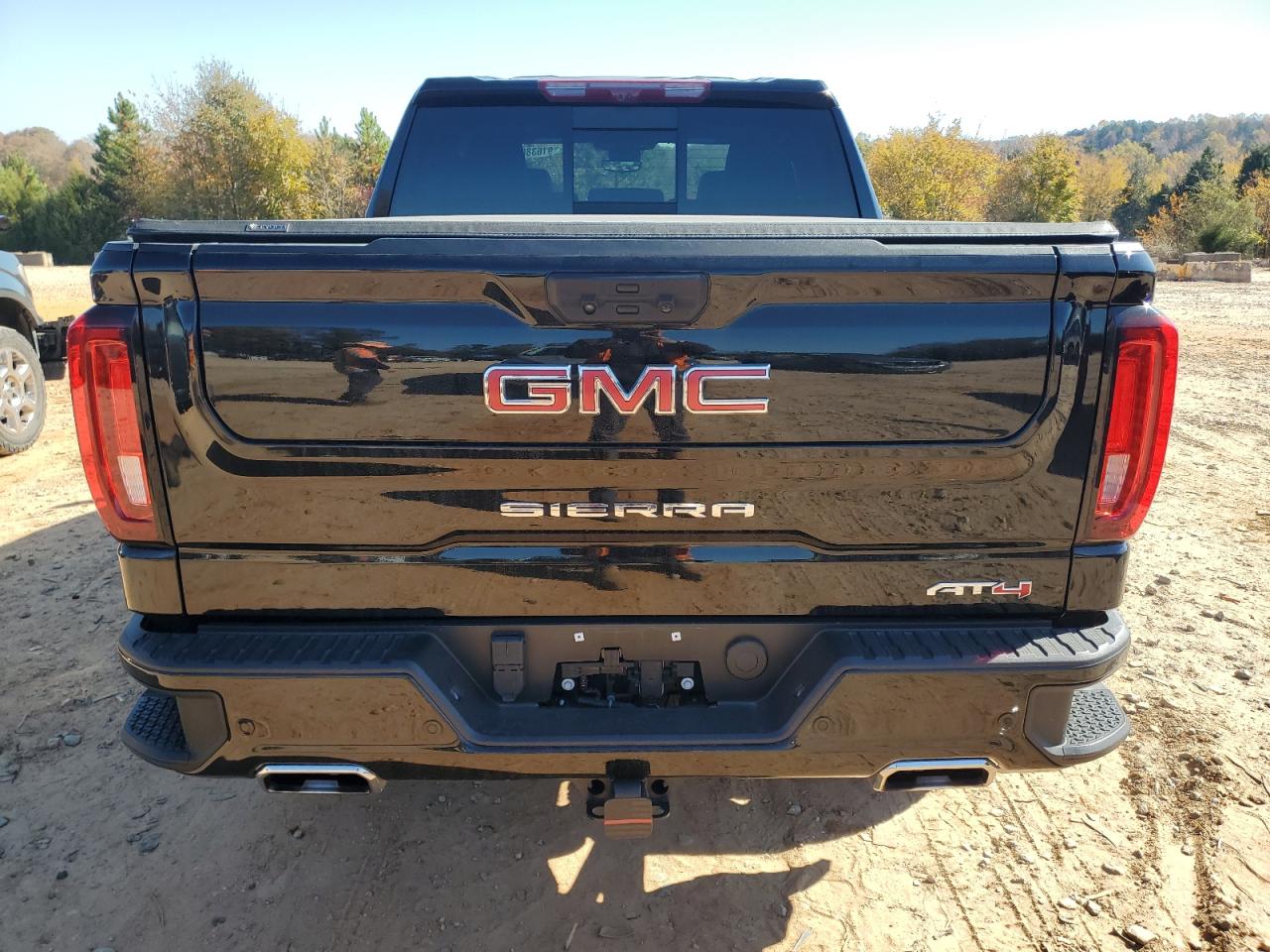 2024 GMC Sierra K1500 At4 VIN: 1GTUUEEL9RZ402789 Lot: 91638075