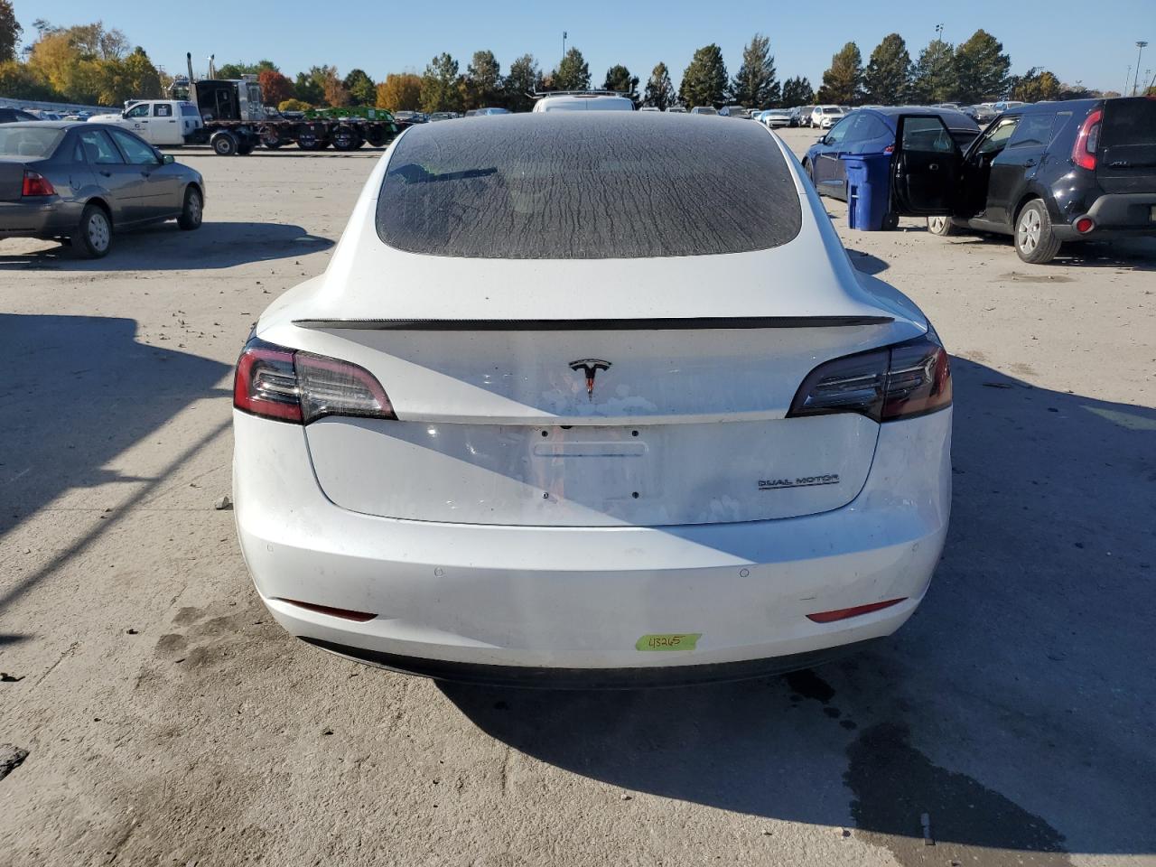 2018 Tesla Model 3 VIN: 5YJ3E1EB5JF092255 Lot: 90920025