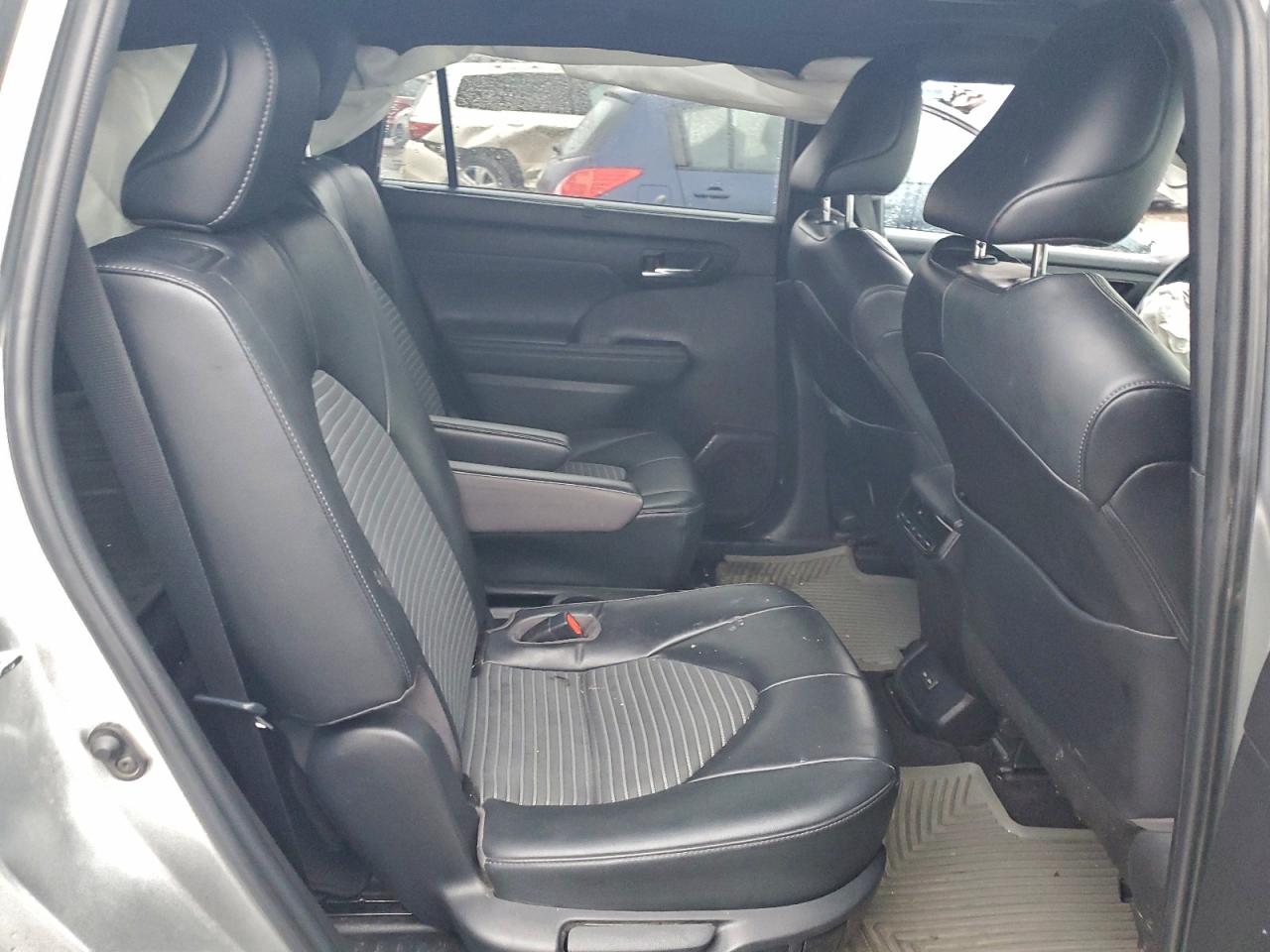 2023 Toyota Highlander L VIN: 5TDKDRBH6PS011001 Lot: 93617025