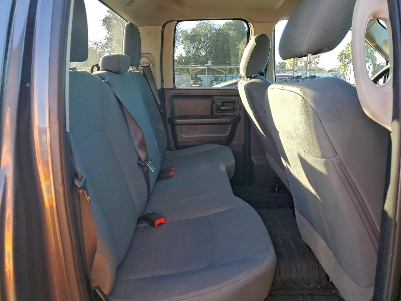 2018 Ram 1500 St VIN: 1C6RR7FT7JS103923 Lot: 93513375