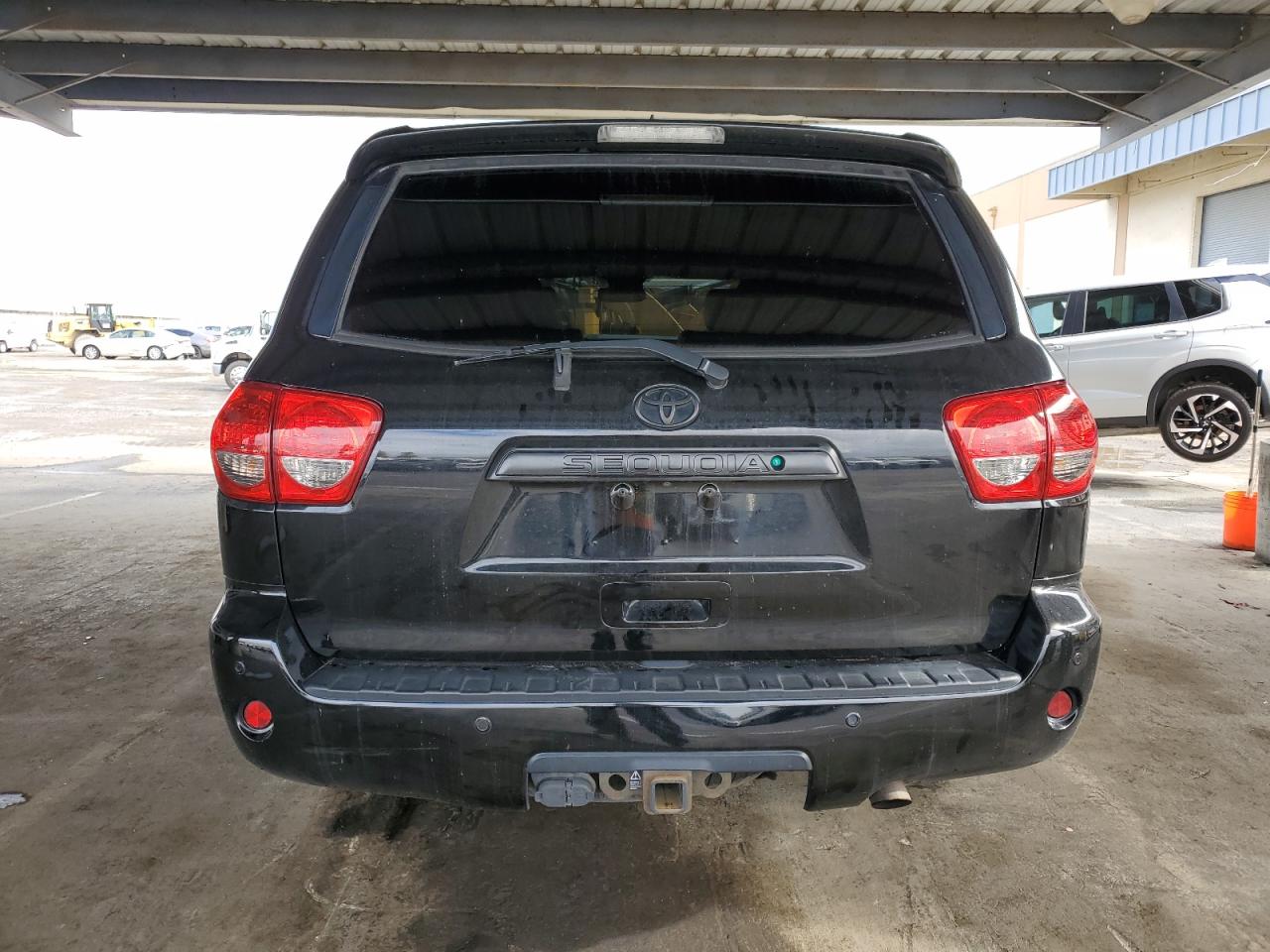 2011 Toyota Sequoia Limited VIN: 5TDJY5G19BS054261 Lot: 93223095