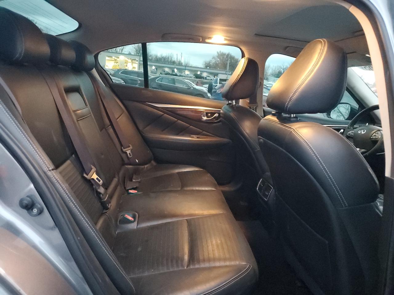 2015 Infiniti Q50 Base VIN: JN1BV7AR9FM419999 Lot: 92846565