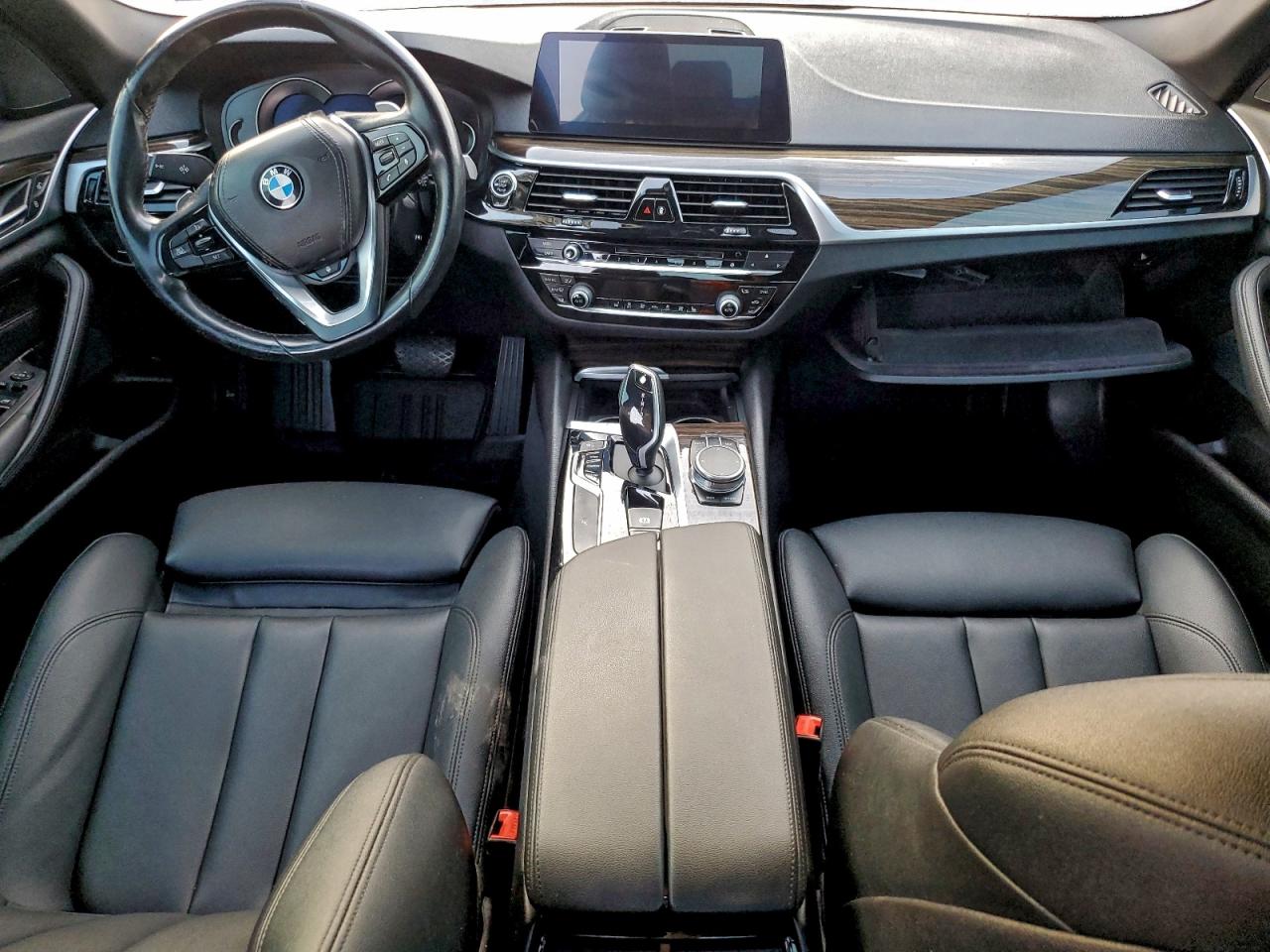 2019 BMW 530 Xi VIN: WBAJA7C55KG910087 Lot: 94245425