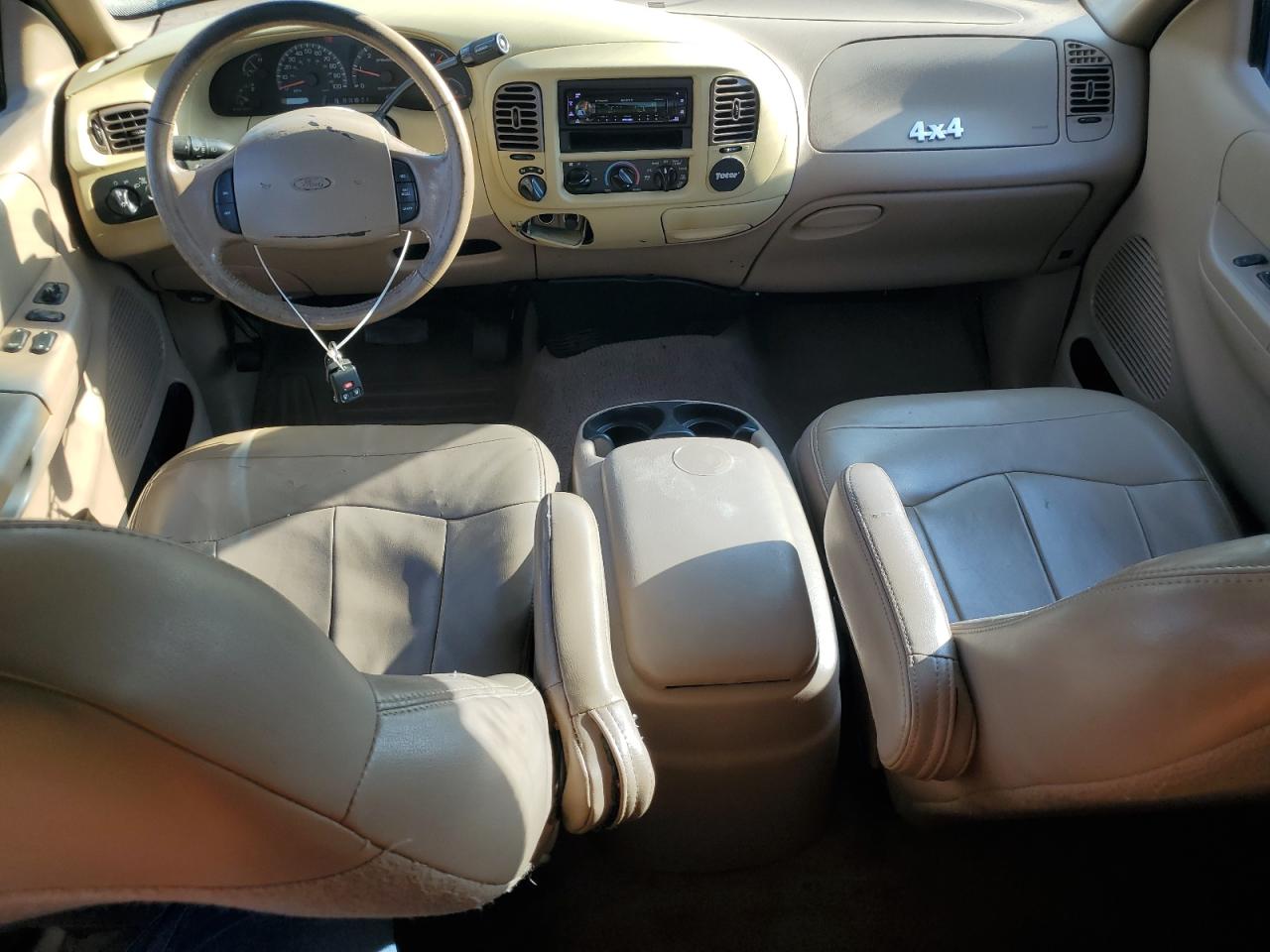 1999 Ford F250 VIN: 1FTPX28L3XNA57925 Lot: 92632505