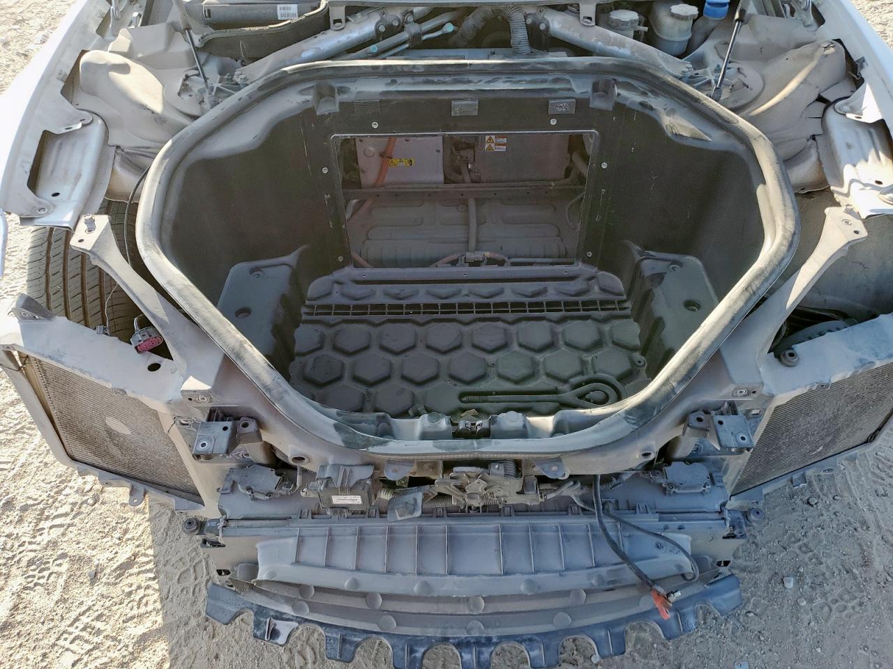 2014 Tesla Model S VIN: 5YJSA1H19EFP30717 Lot: 93514665