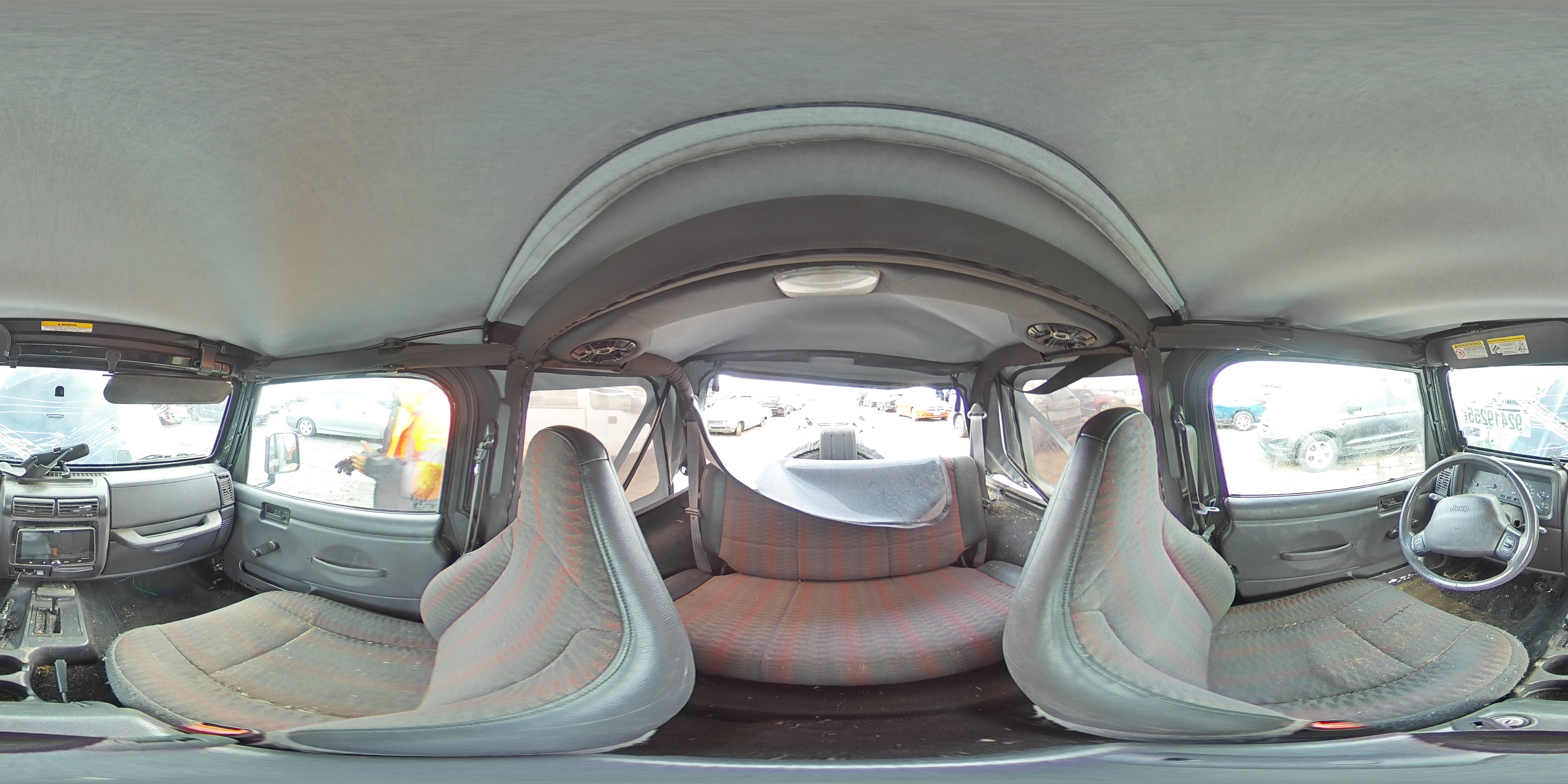 2000 Jeep Wrangler / Tj Sport VIN: 1J4FA49S7YP702364 Lot: 92419255