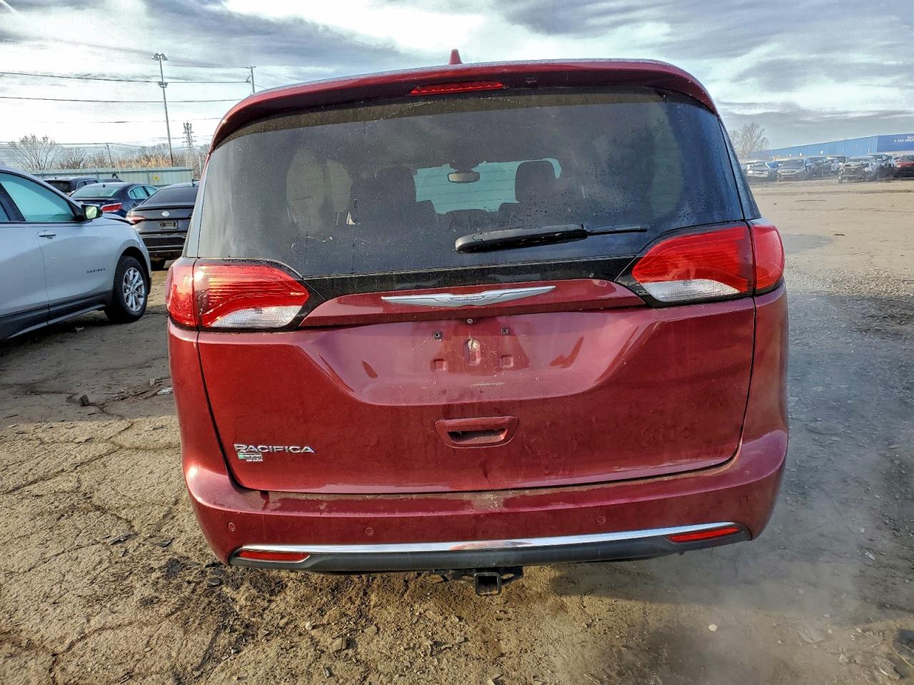 2017 Chrysler Pacifica Touring L VIN: 2C4RC1BG5HR758934 Lot: 94309315