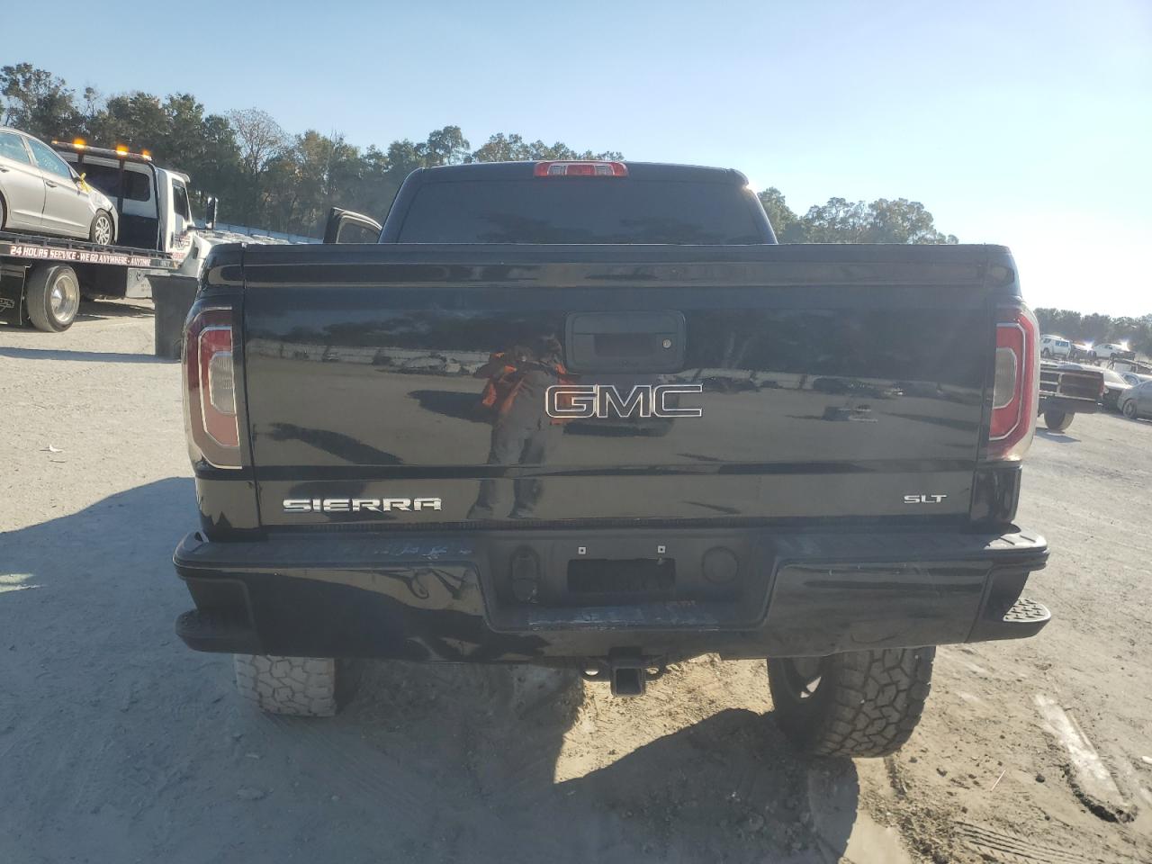 2018 GMC Sierra K1500 Slt VIN: 3GTU2NEC1JG635785 Lot: 93372805