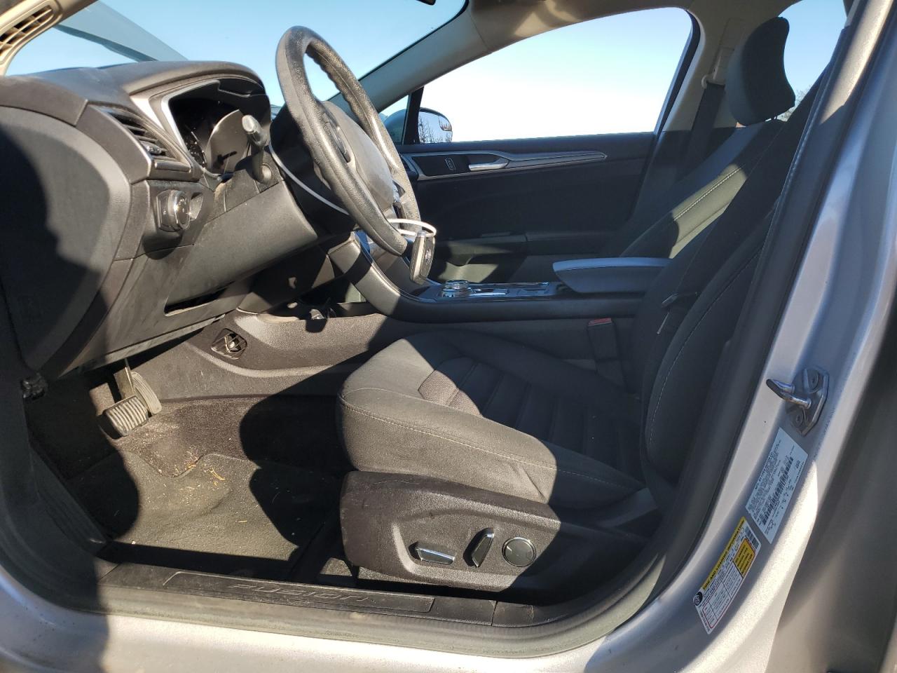 2017 Ford Fusion Se VIN: 3FA6P0H74HR197750 Lot: 89922695