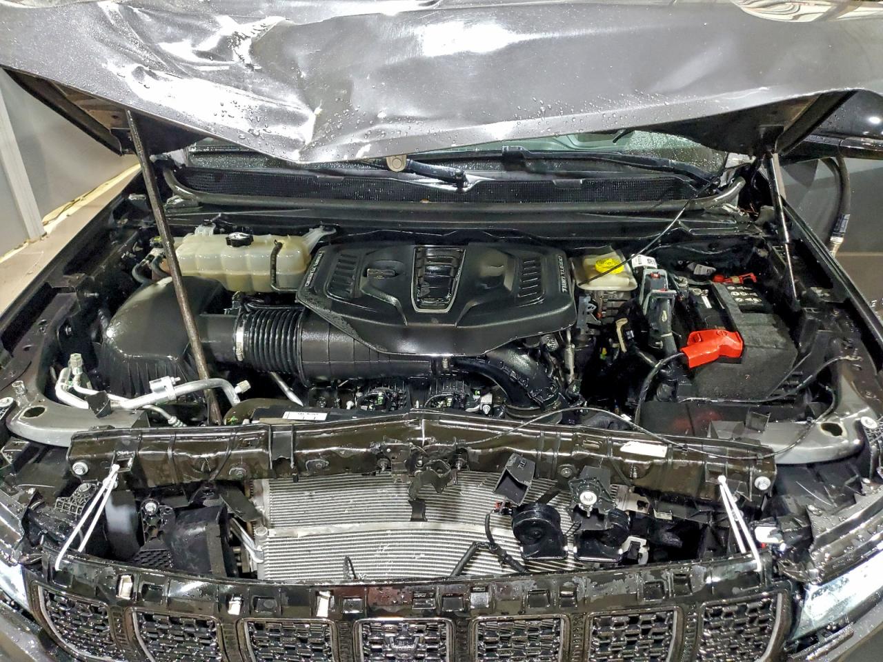 2024 Jeep Grand Wagoneer L Series Ii VIN: 1C4SJSFP8RS158528 Lot: 94697945