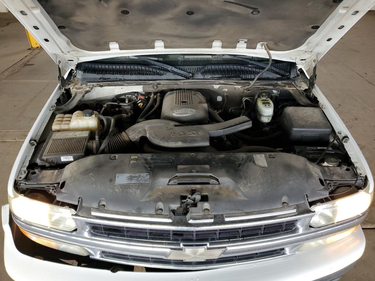 2004 Chevrolet Tahoe C1500 VIN: 1GNEC13Z34J269565 Lot: 92995225